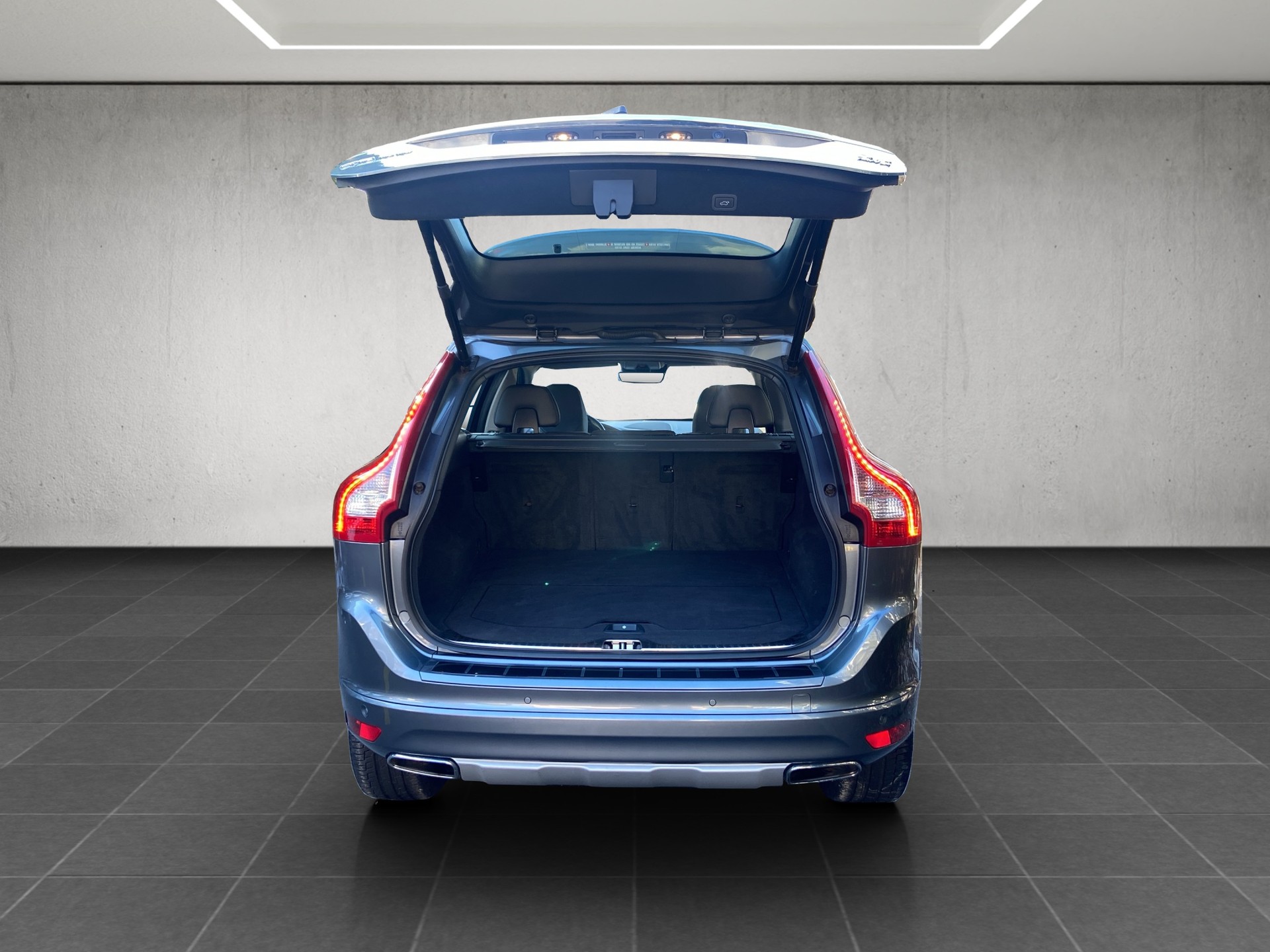 VOLVO XC60 D5 AWD Executive Plus Geartronic-image-13