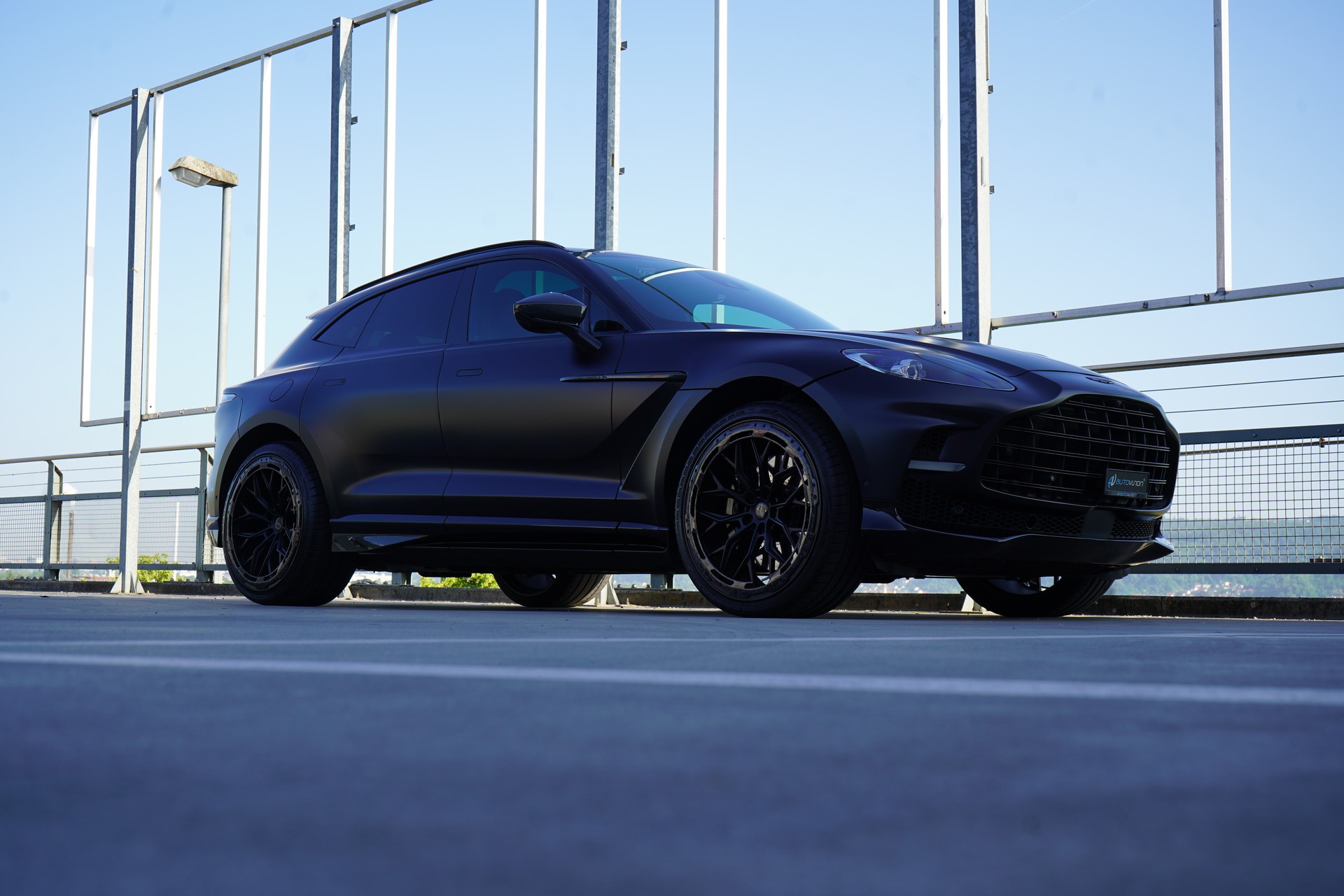 ASTON MARTIN DBX 707 4.0 V8 BI-TURBO BLACK l 707 PS-image-7