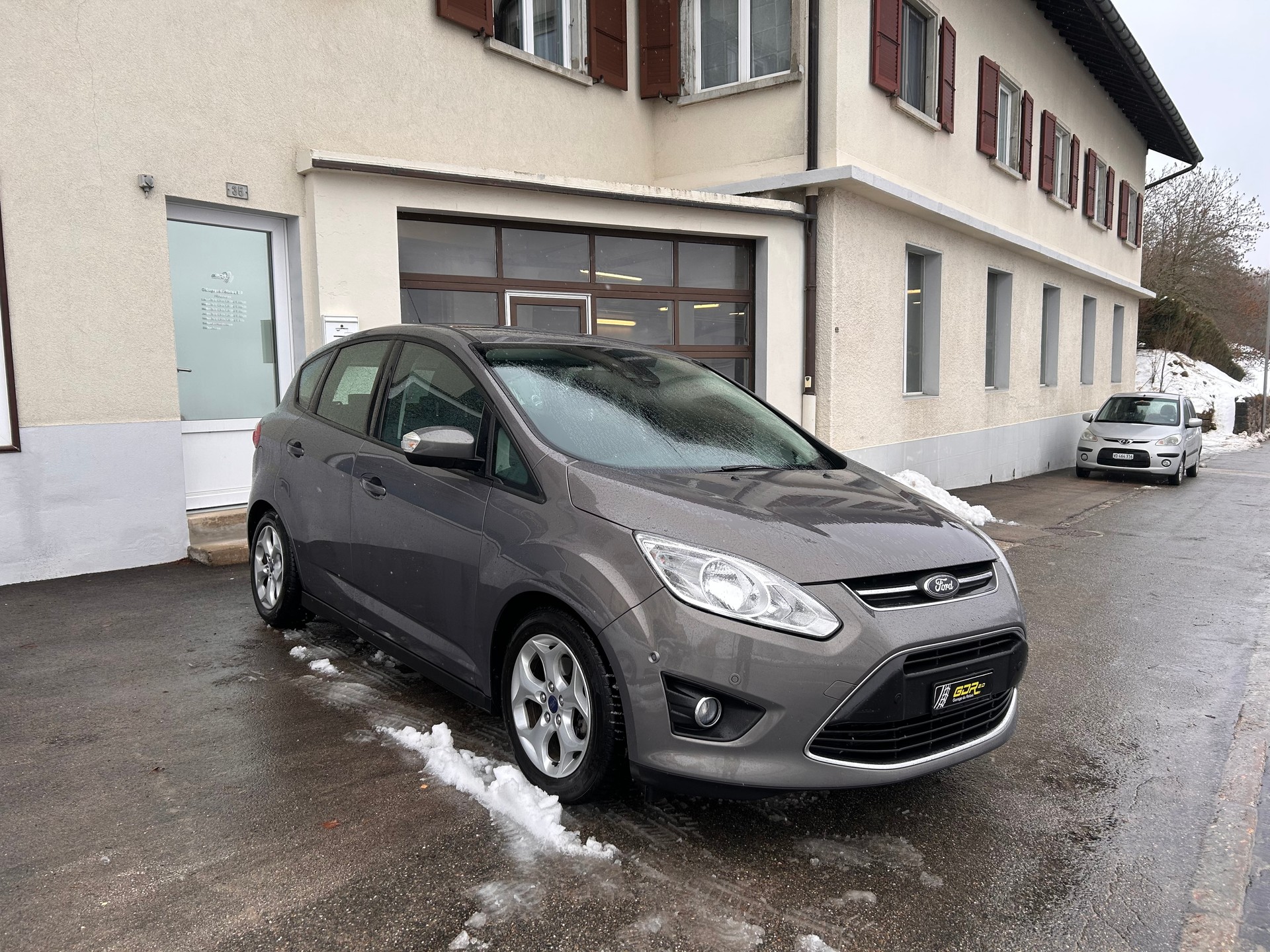 FORD C-Max 1.0 SCTi Carving