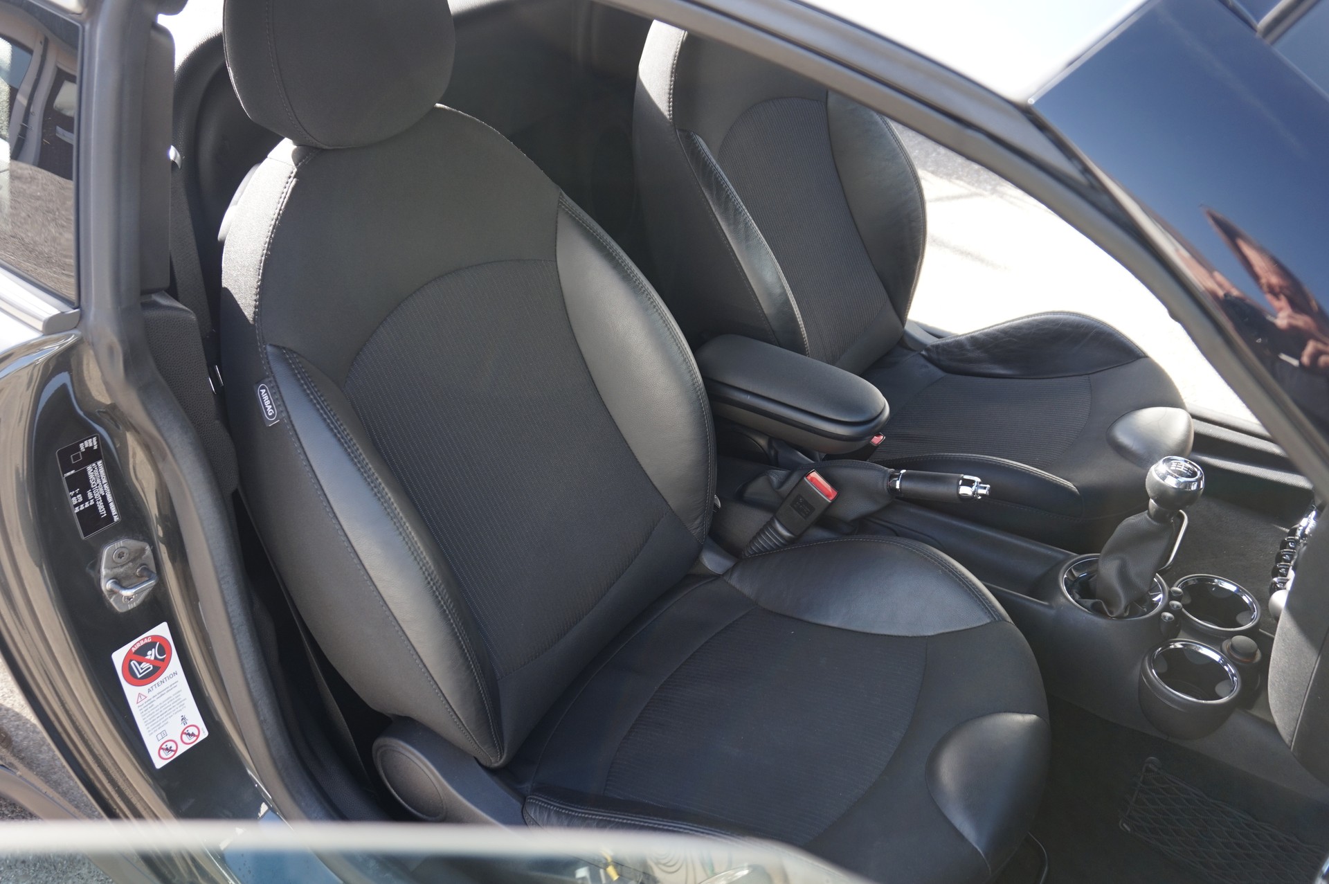 MINI Cooper S Coupé-image-9