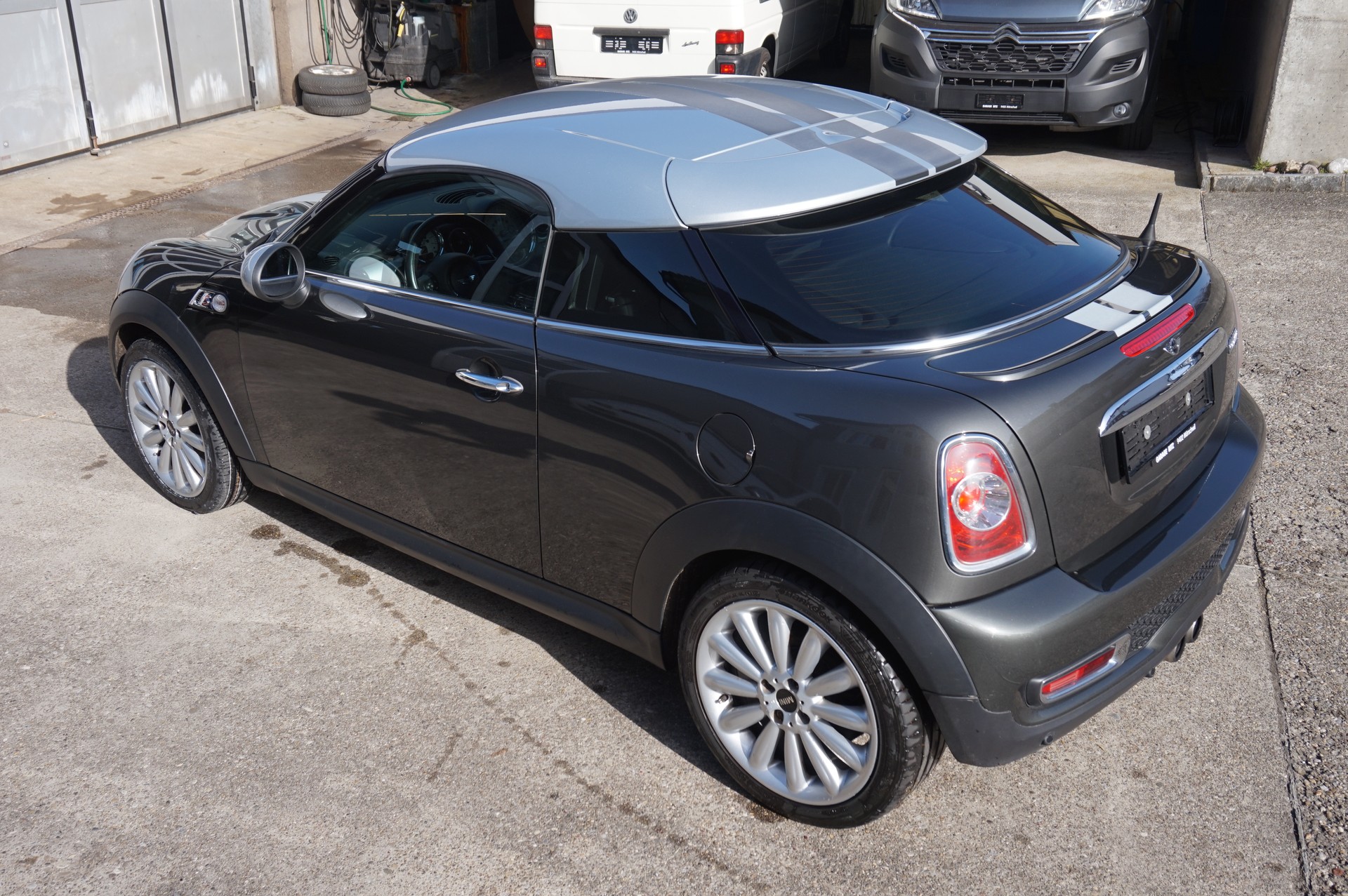 MINI Cooper S Coupé-image-3