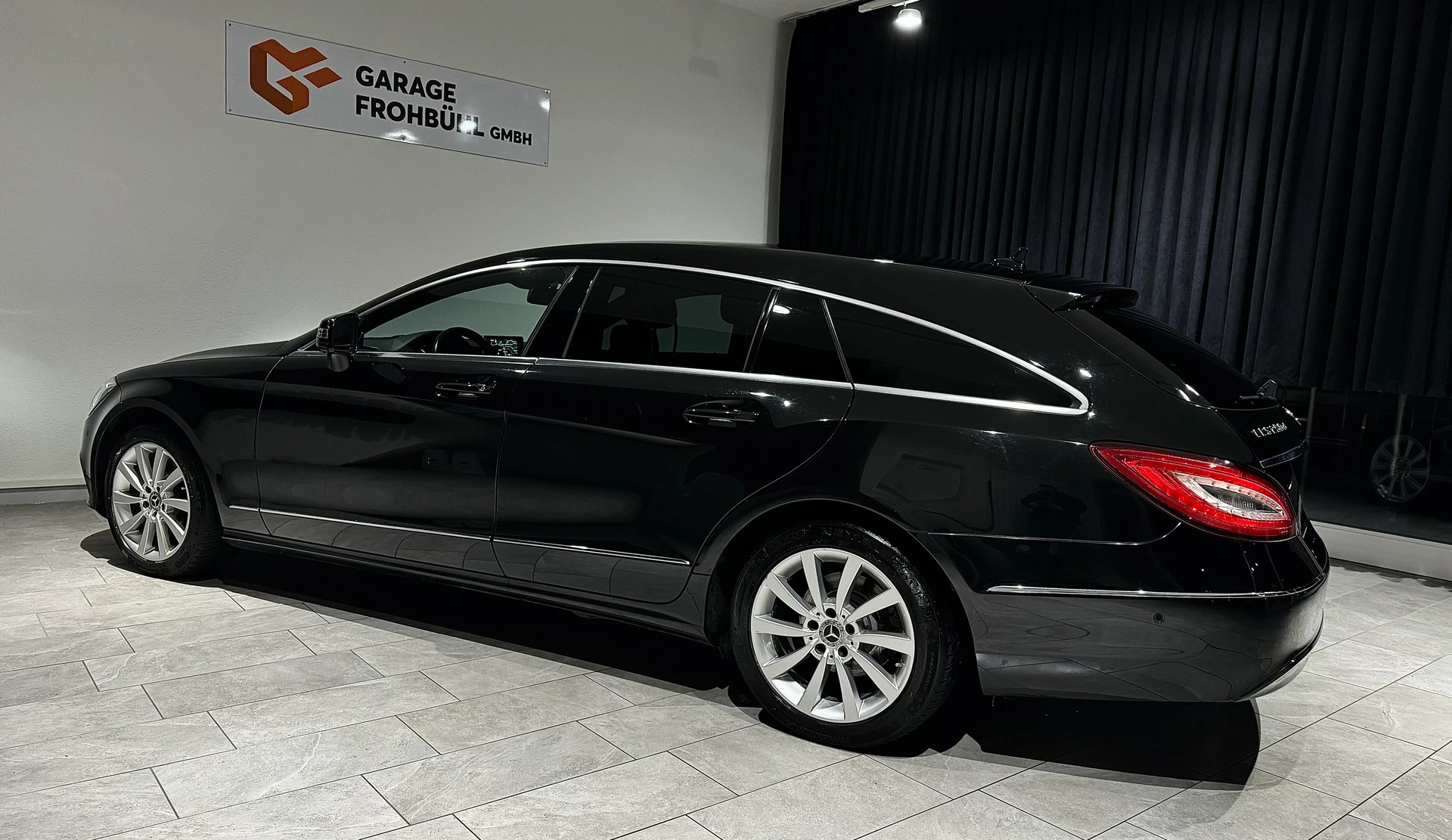 MERCEDES-BENZ CLS Shooting Brake 250 BlueTEC 4Matic 7G-Tronic-image-6