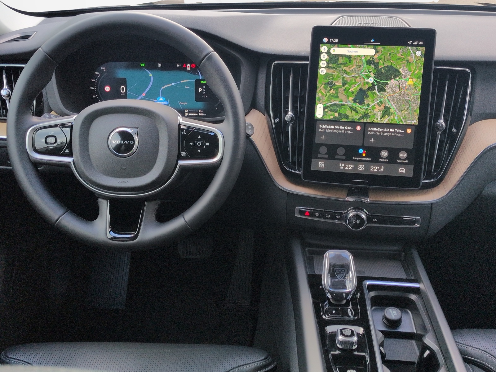 VOLVO XC60 2.0 T8 TE Plus Dark eAWD-image-10
