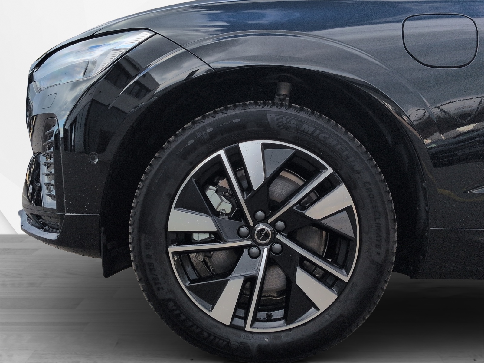 VOLVO XC60 2.0 T8 TE Plus Dark eAWD-image-8