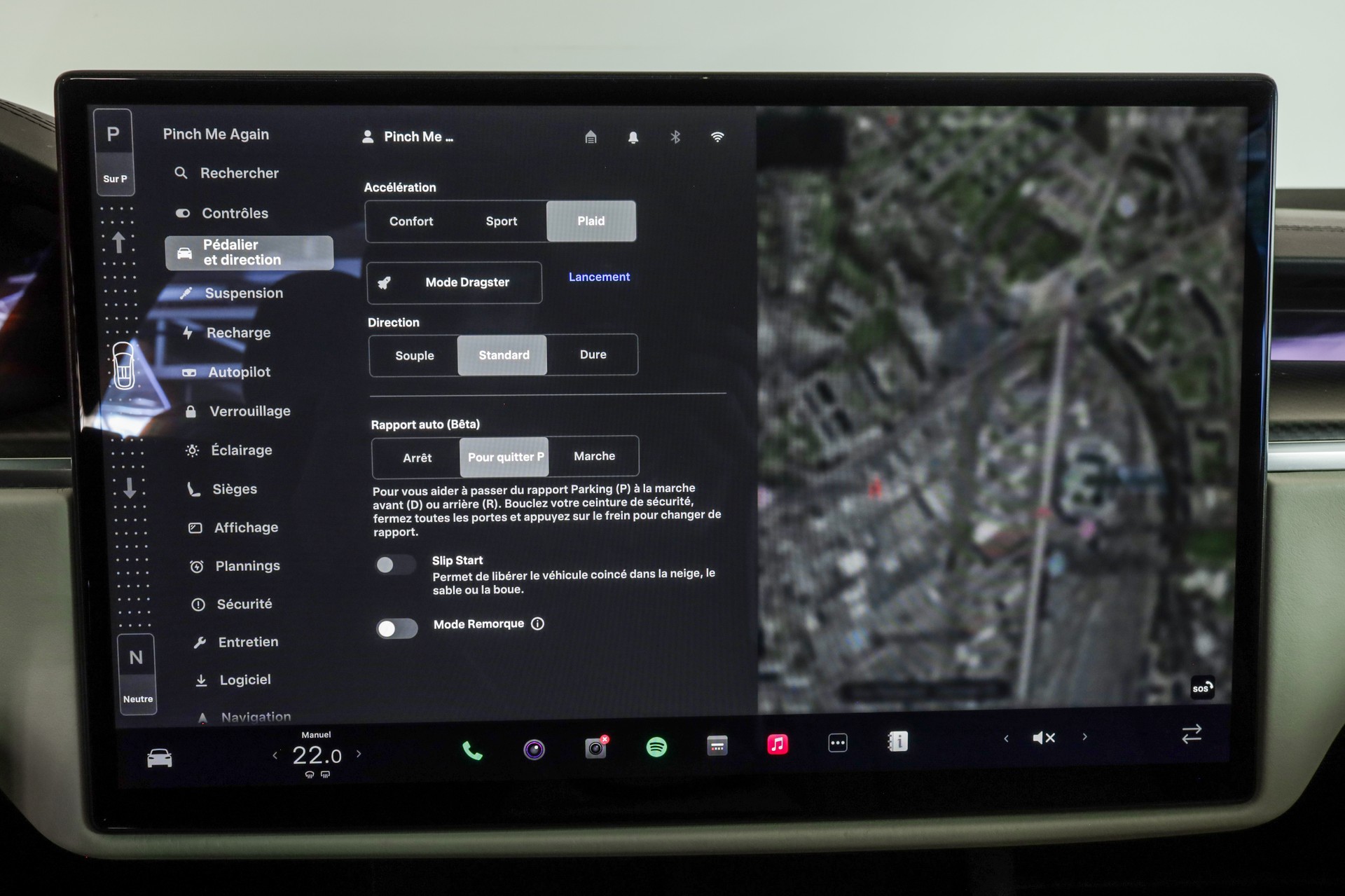 TESLA Model X 100kWh Plaid-image-18