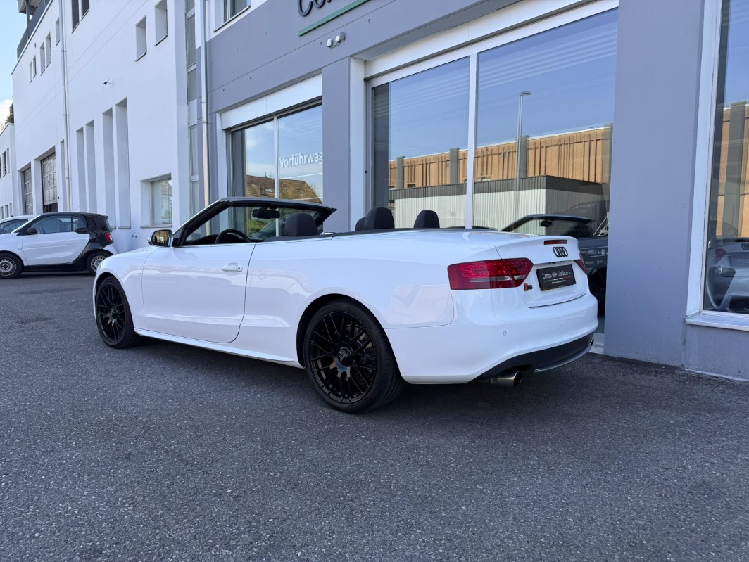 AUDI S5 Cabrio 3.0 TFSI quattro S-tronic-image-5