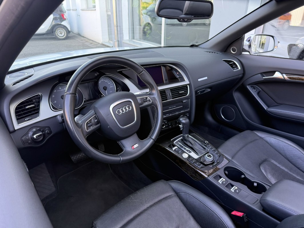 AUDI S5 Cabrio 3.0 TFSI quattro S-tronic-image-6