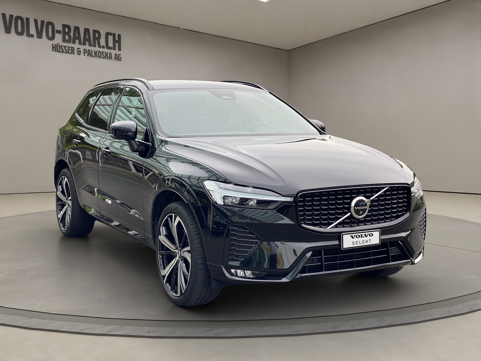 VOLVO XC60 2.0 B4 MH R-Design AWD-image-6