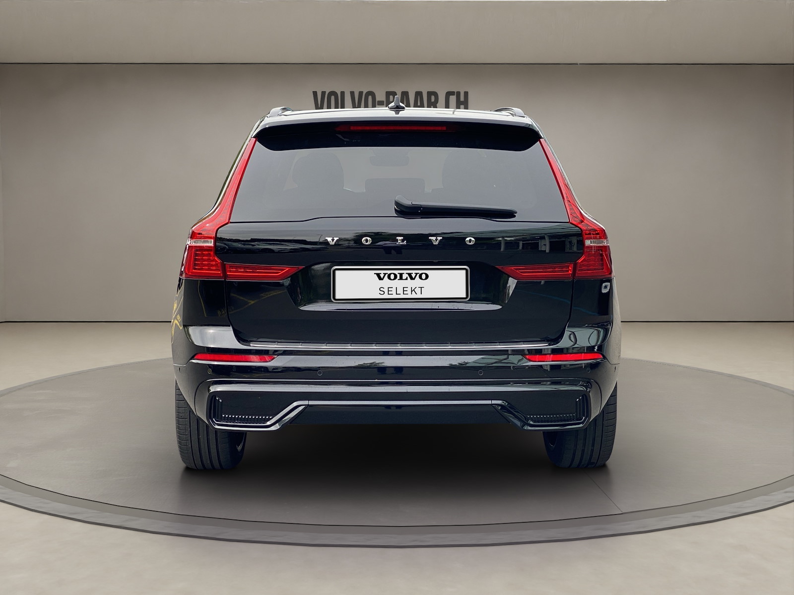 VOLVO XC60 2.0 B4 MH R-Design AWD-showroom-element-3