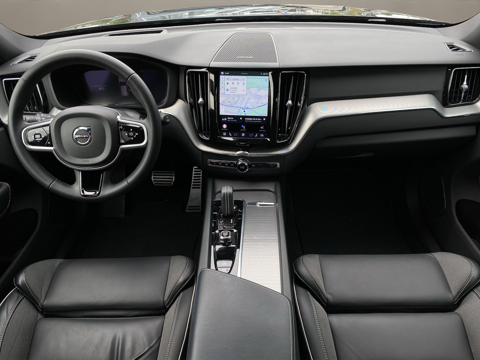 VOLVO XC60 2.0 B4 MH R-Design AWD-image-12