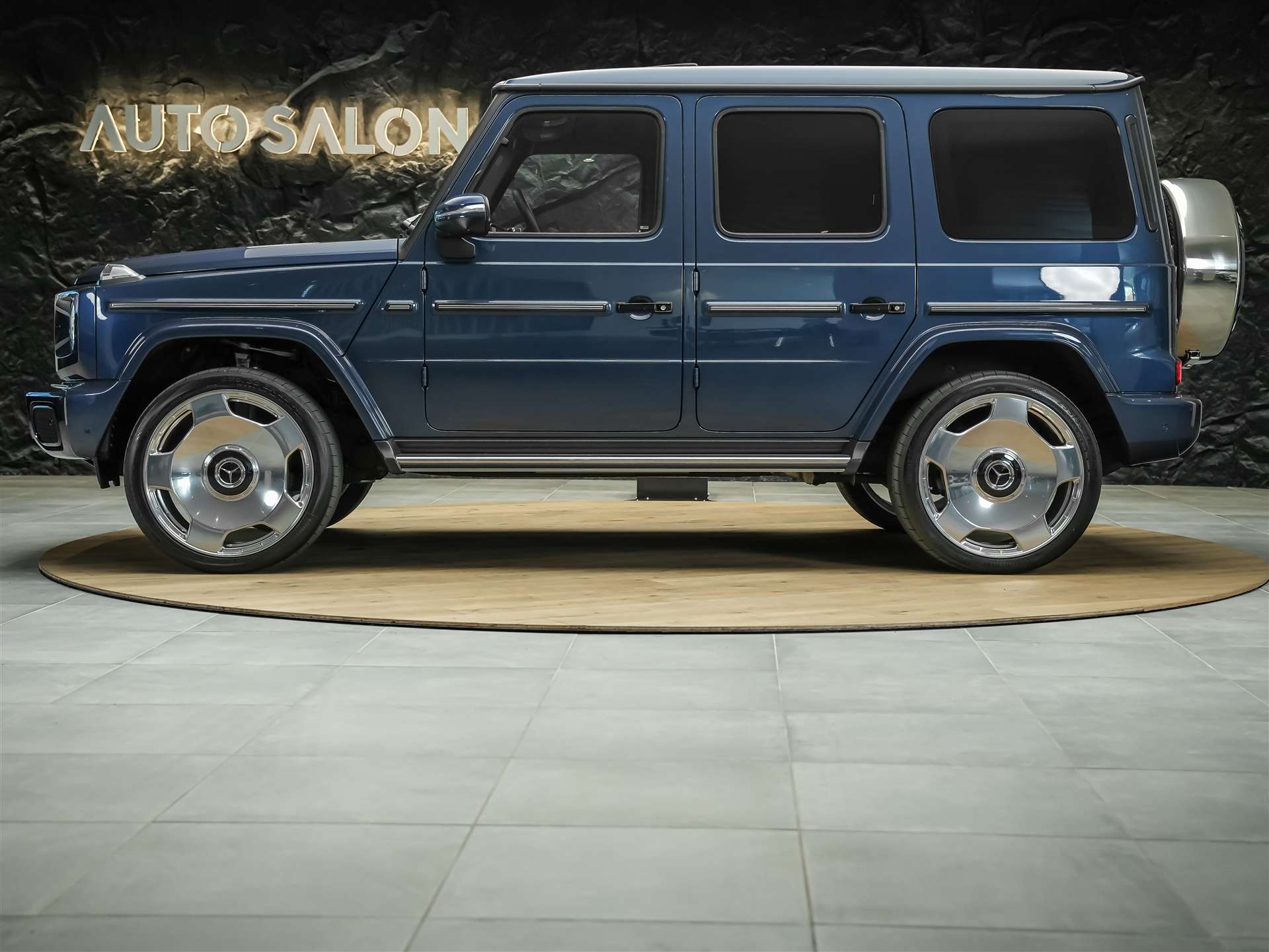 MERCEDES-BENZ G 450d 9G-Tronic *23" Felgen*Panorama*Exclusive Line* Standheizung*-showroom-element-2