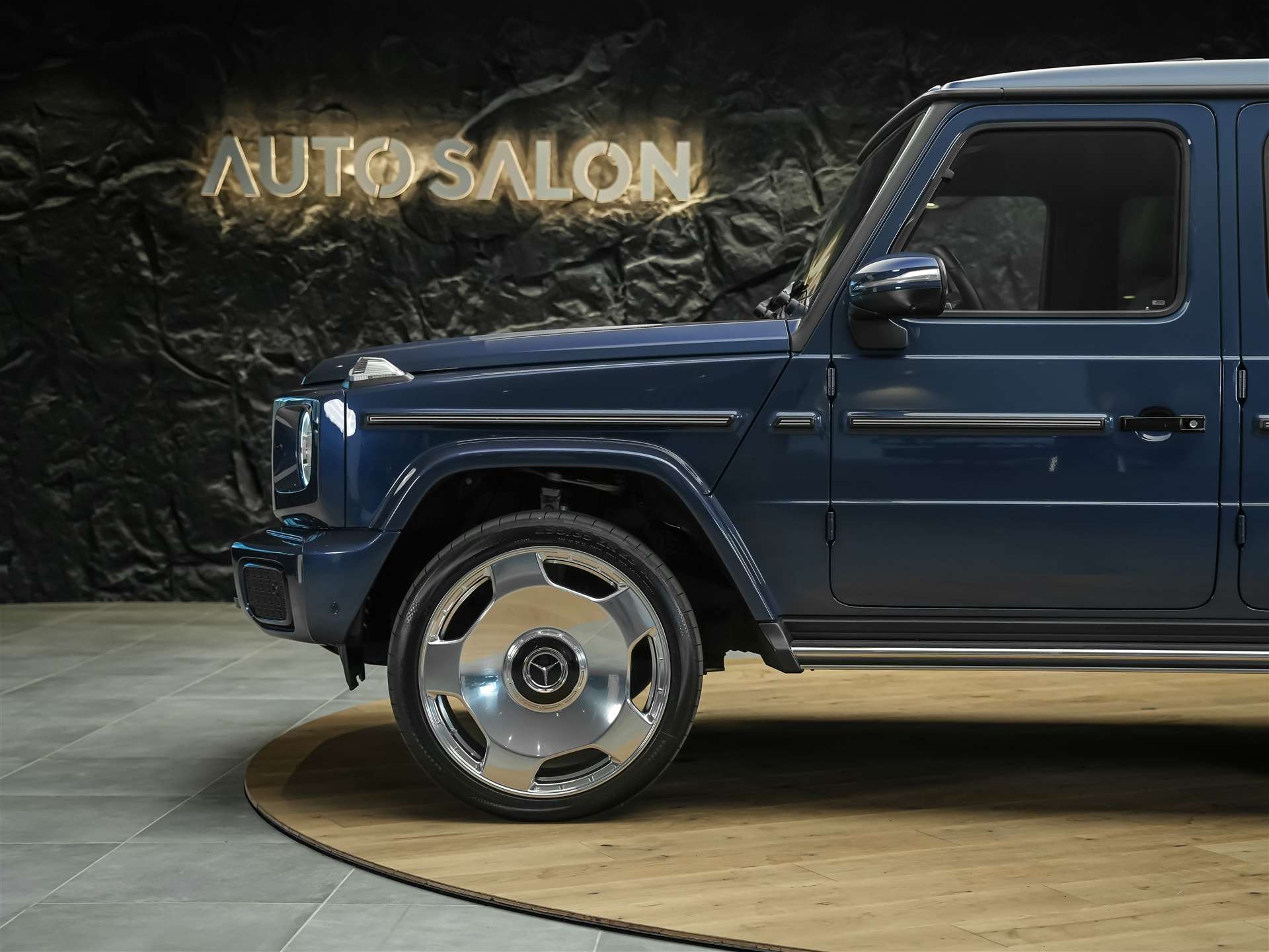 MERCEDES-BENZ G 450d 9G-Tronic *23" Felgen*Panorama*Exclusive Line* Standheizung*-image-17