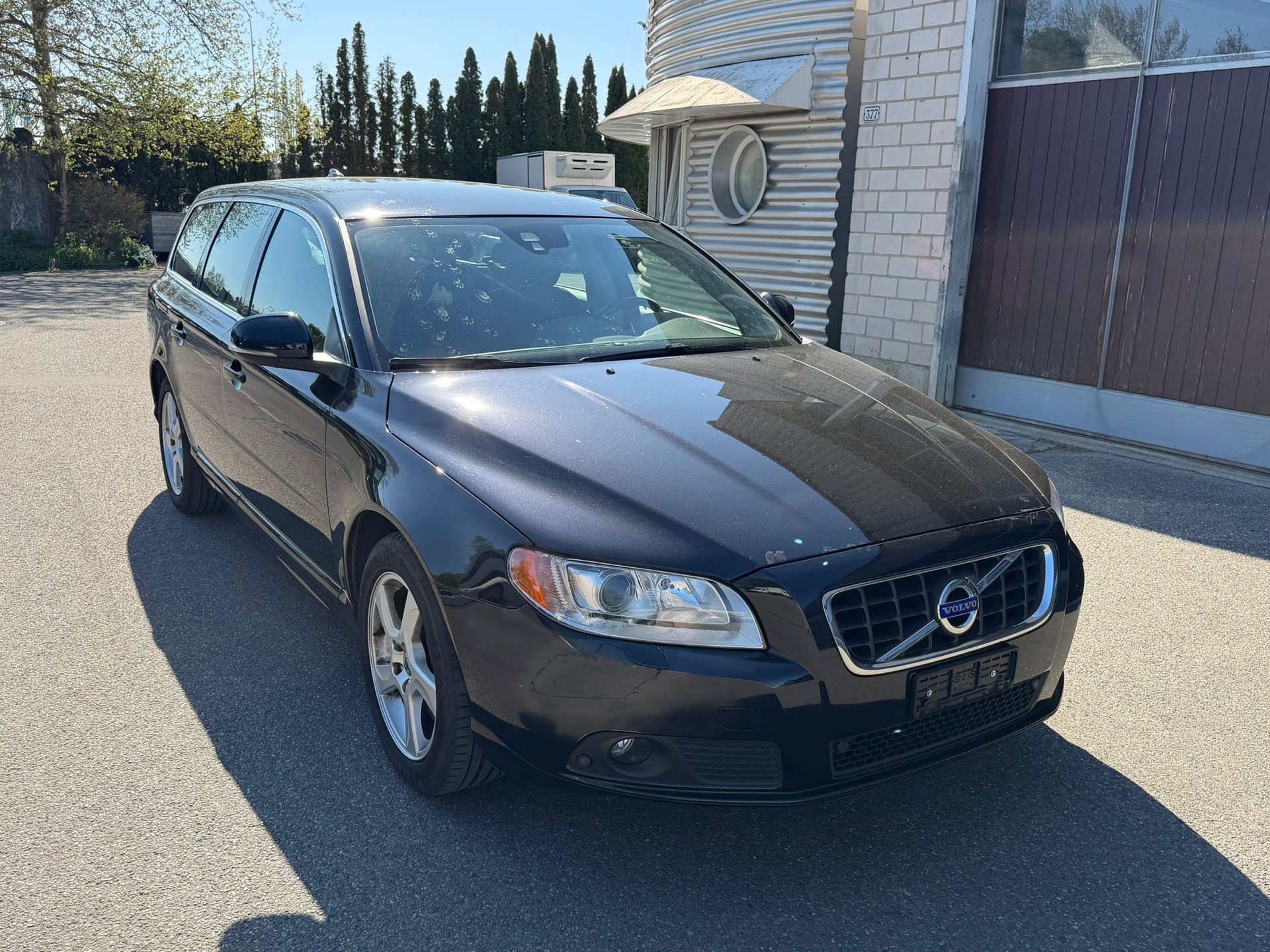 VOLVO V70 D4 AWD Summum Geartronic-image-5