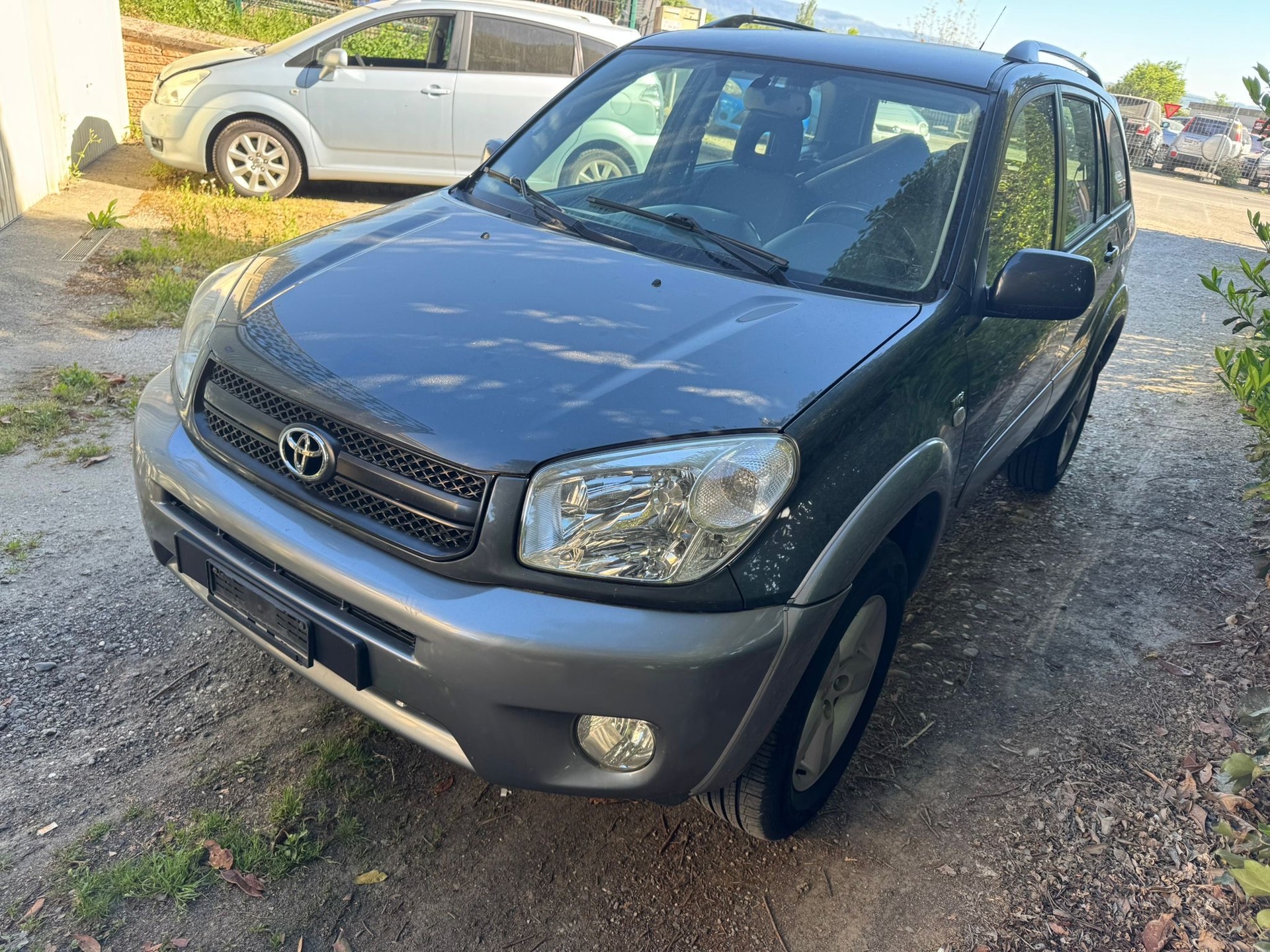 TOYOTA RAV-4 2.0 16V Mountain-image-2