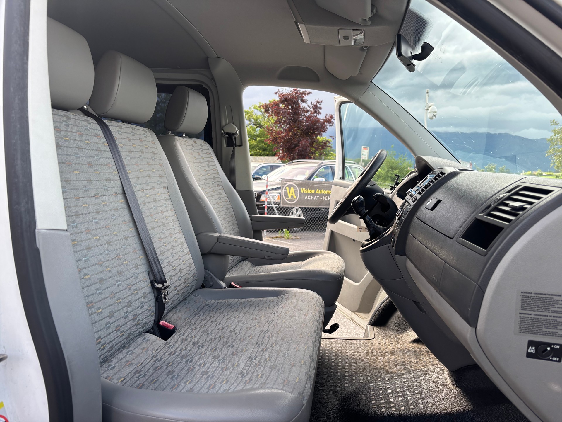 VW T5 2.0-image-12