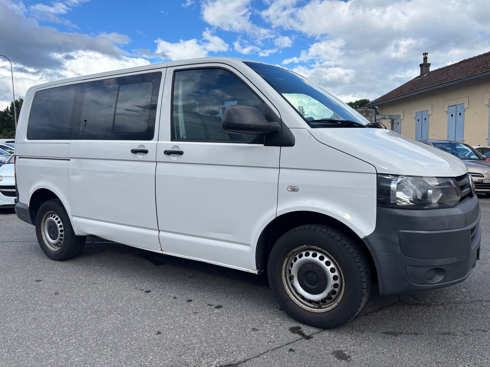 VW T5 2.0-showroom-element-2