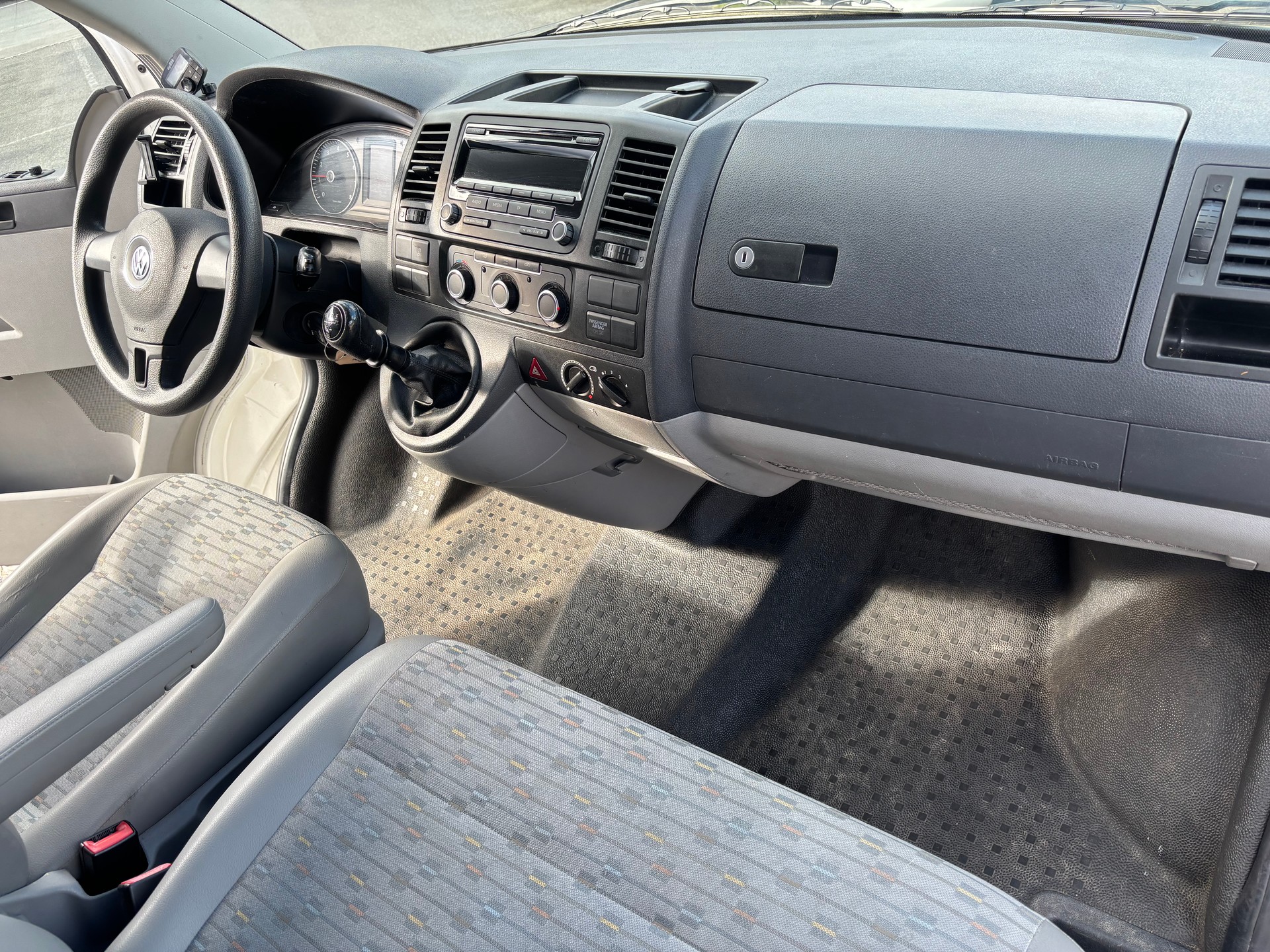 VW T5 2.0-image-11