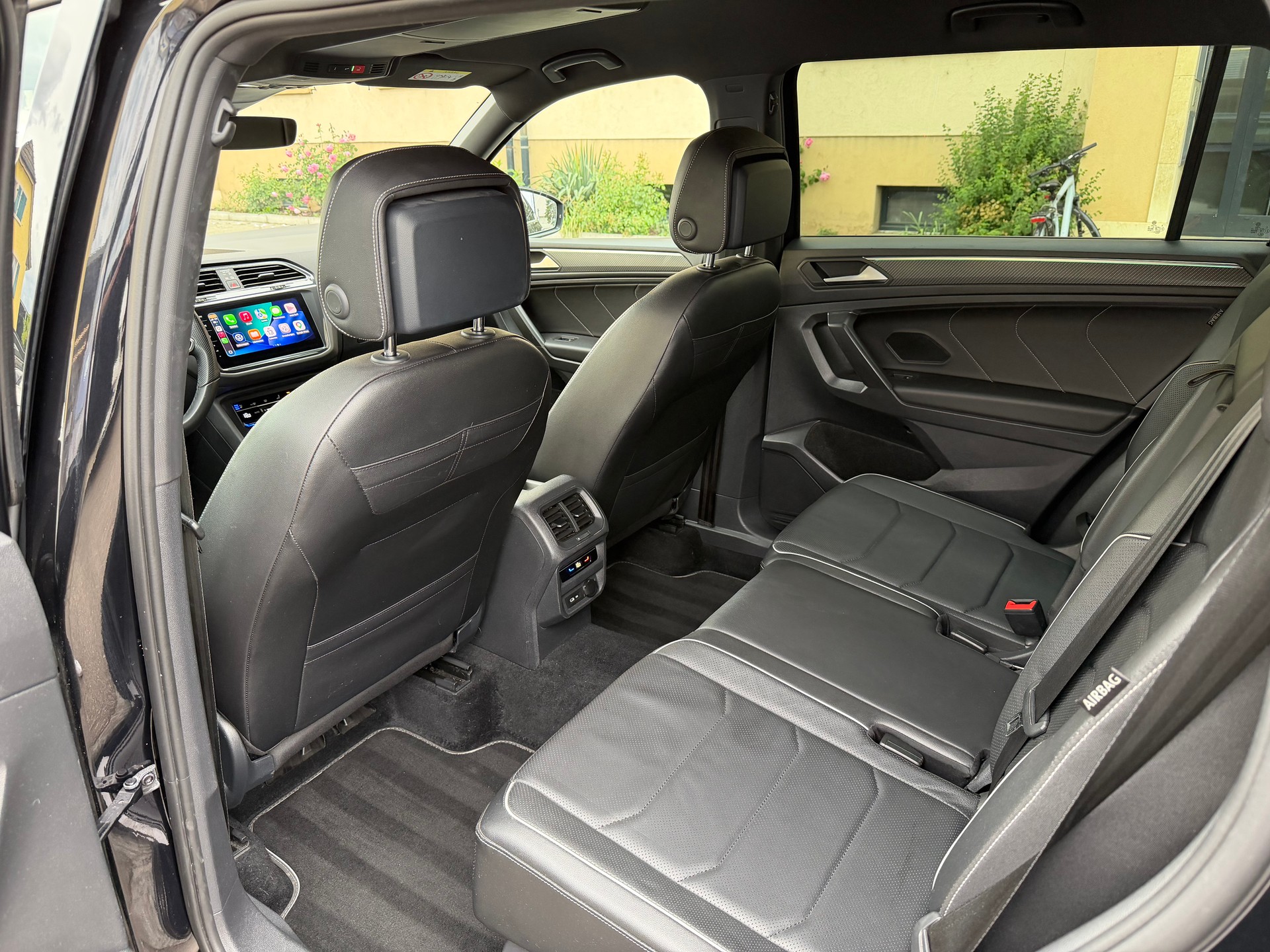 VW Tiguan Allspace 2.0 TDI SCR R-Line 4Motion DSG **200PS**-image-27
