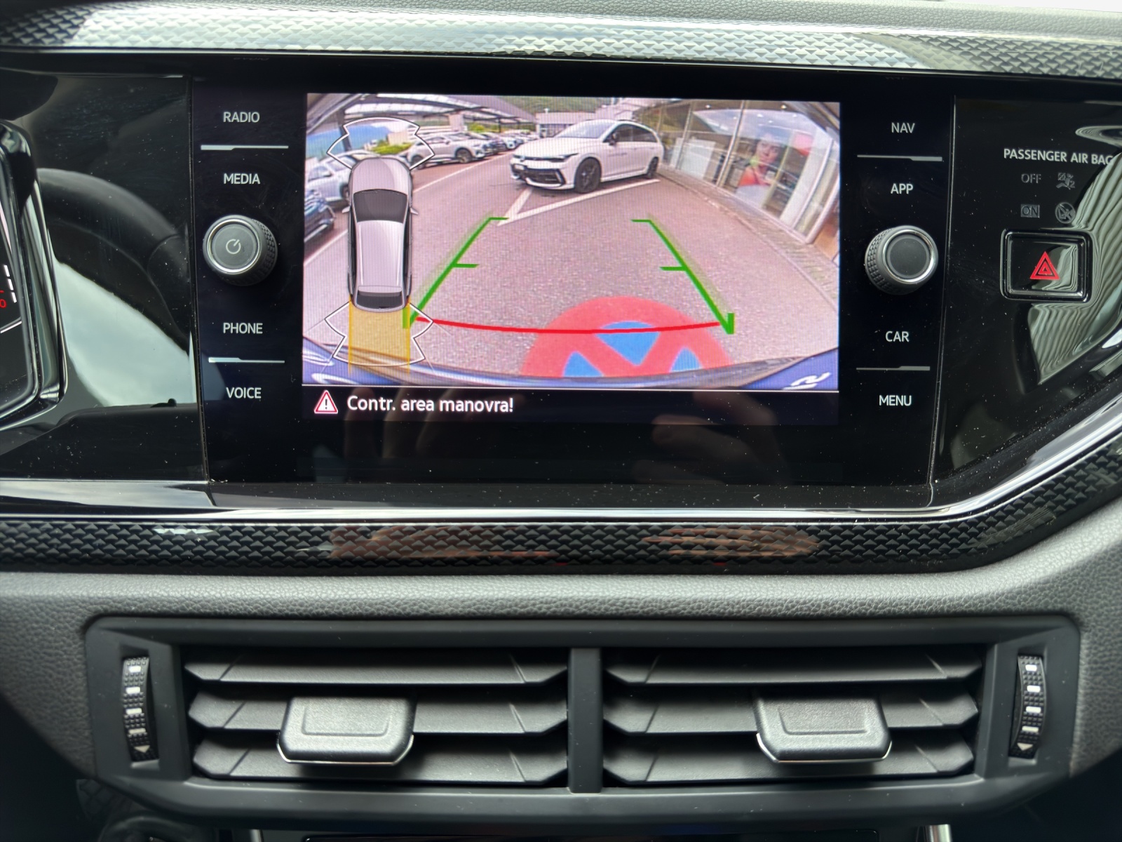 VW Taigo 1.0 TSI Life DSG-image-13
