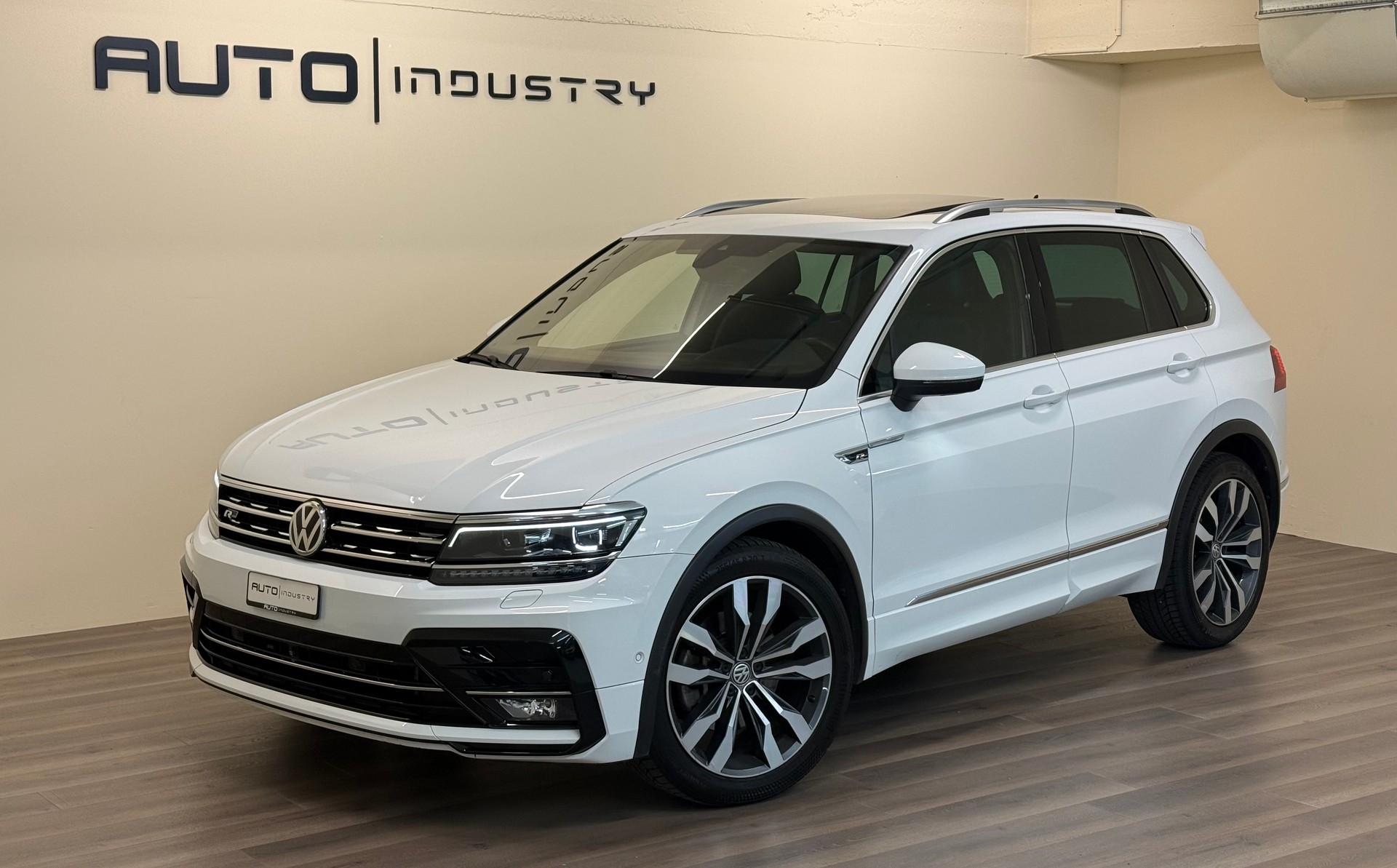 VW Tiguan 2.0 TDI SCR R-Line 4Motion DSG