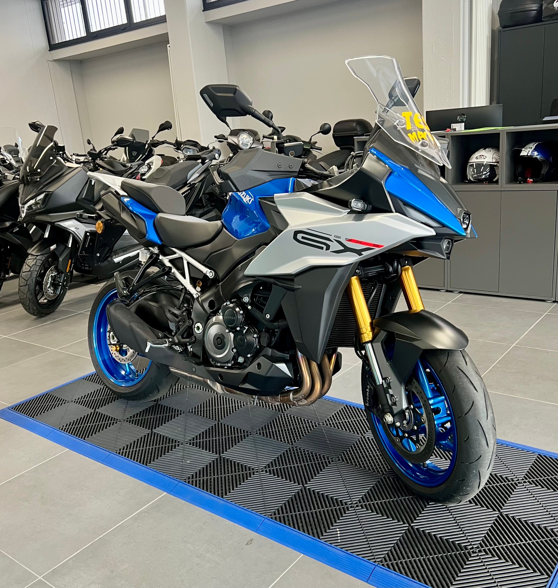 SUZUKI GSX-S 1000 GX