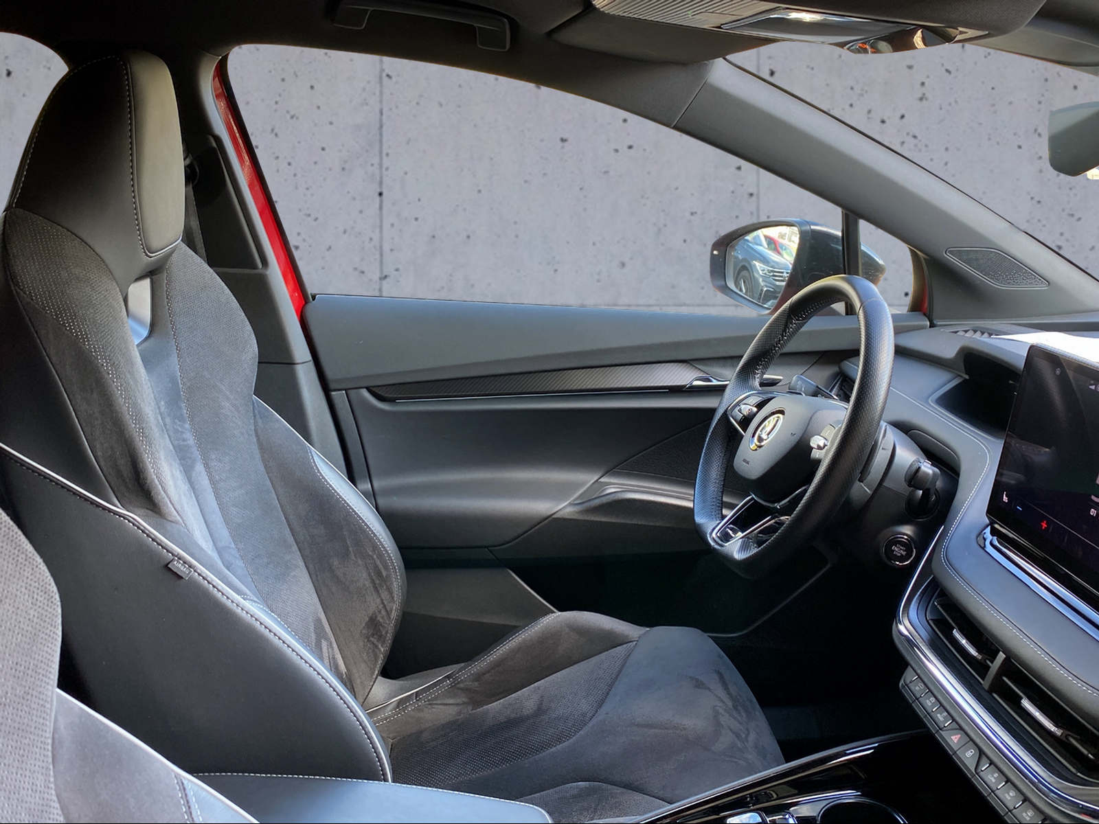 SKODA Enyaq iV 60 SportLine-image-8
