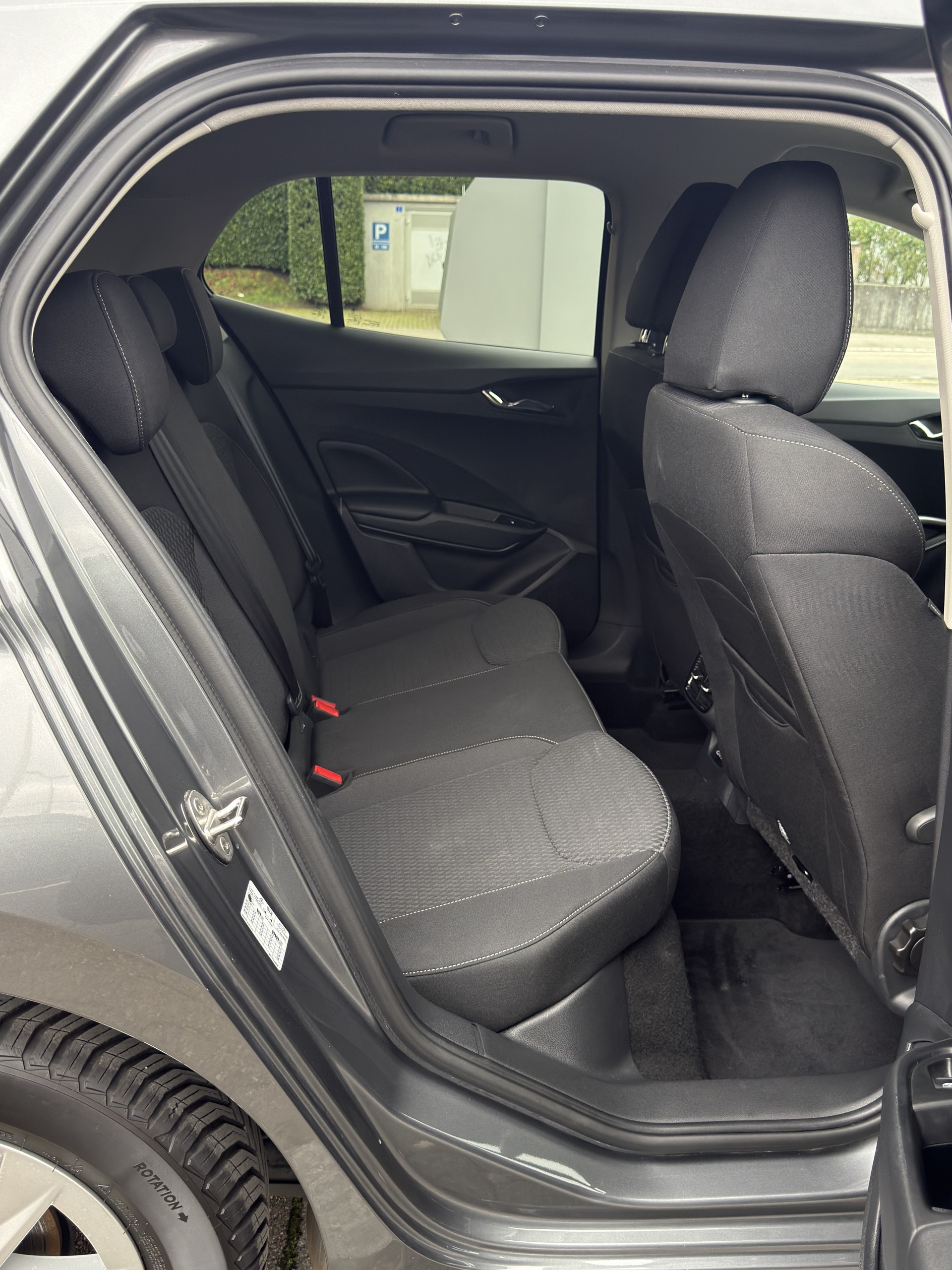 SKODA Fabia 1.0 TSI Selection DSG-image-13