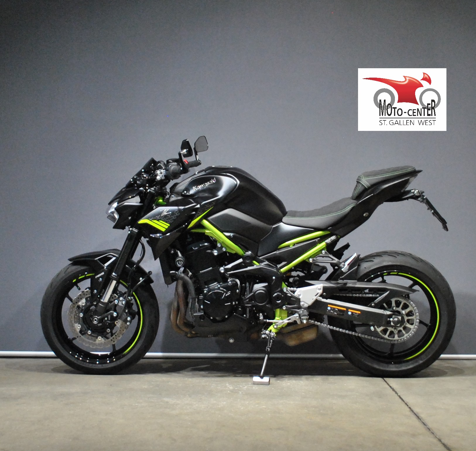 KAWASAKI Z 900-image-2