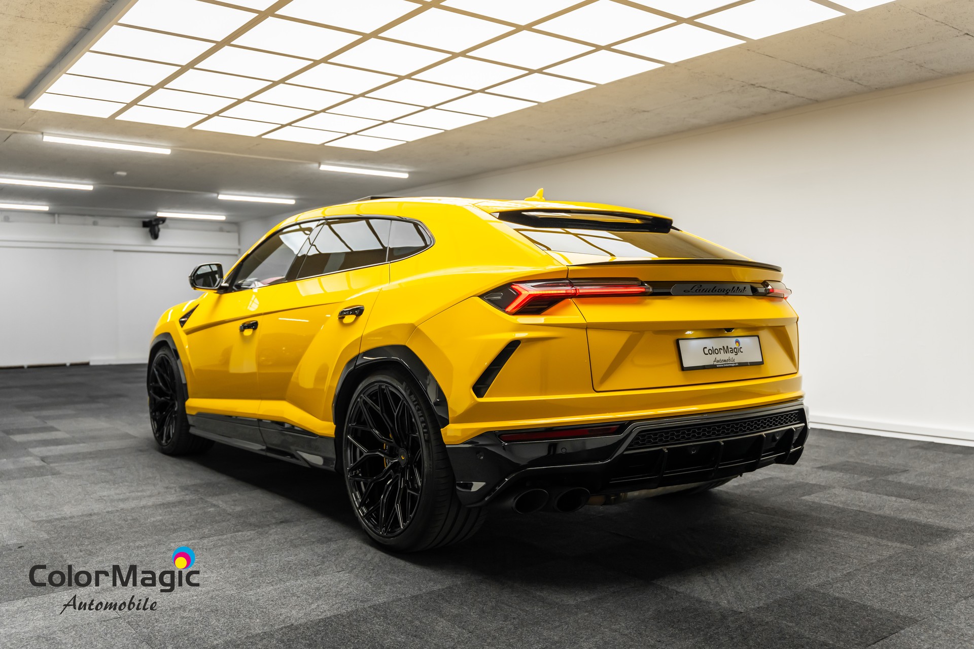 LAMBORGHINI * Urus * 23 ZOLL VOSSEN * LEASING AB 857.- *-showroom-element-3