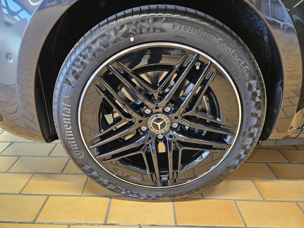 MERCEDES-BENZ Marco Polo V 300 d 4Matic-image-17