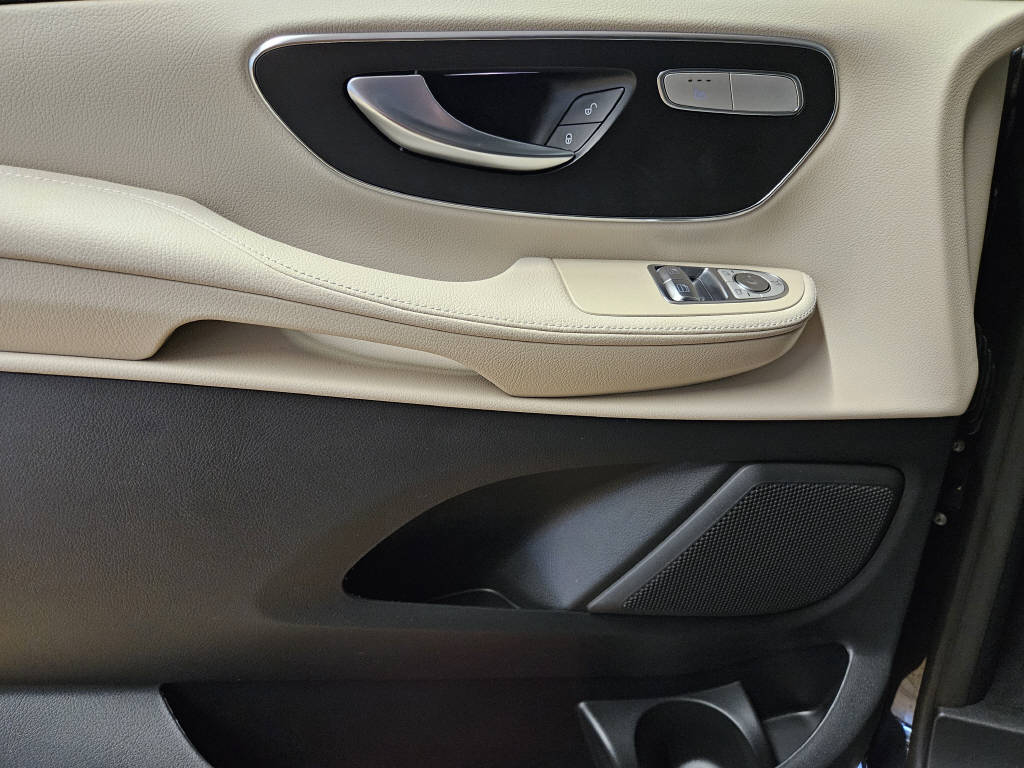 MERCEDES-BENZ Marco Polo V 300 d 4Matic-image-11