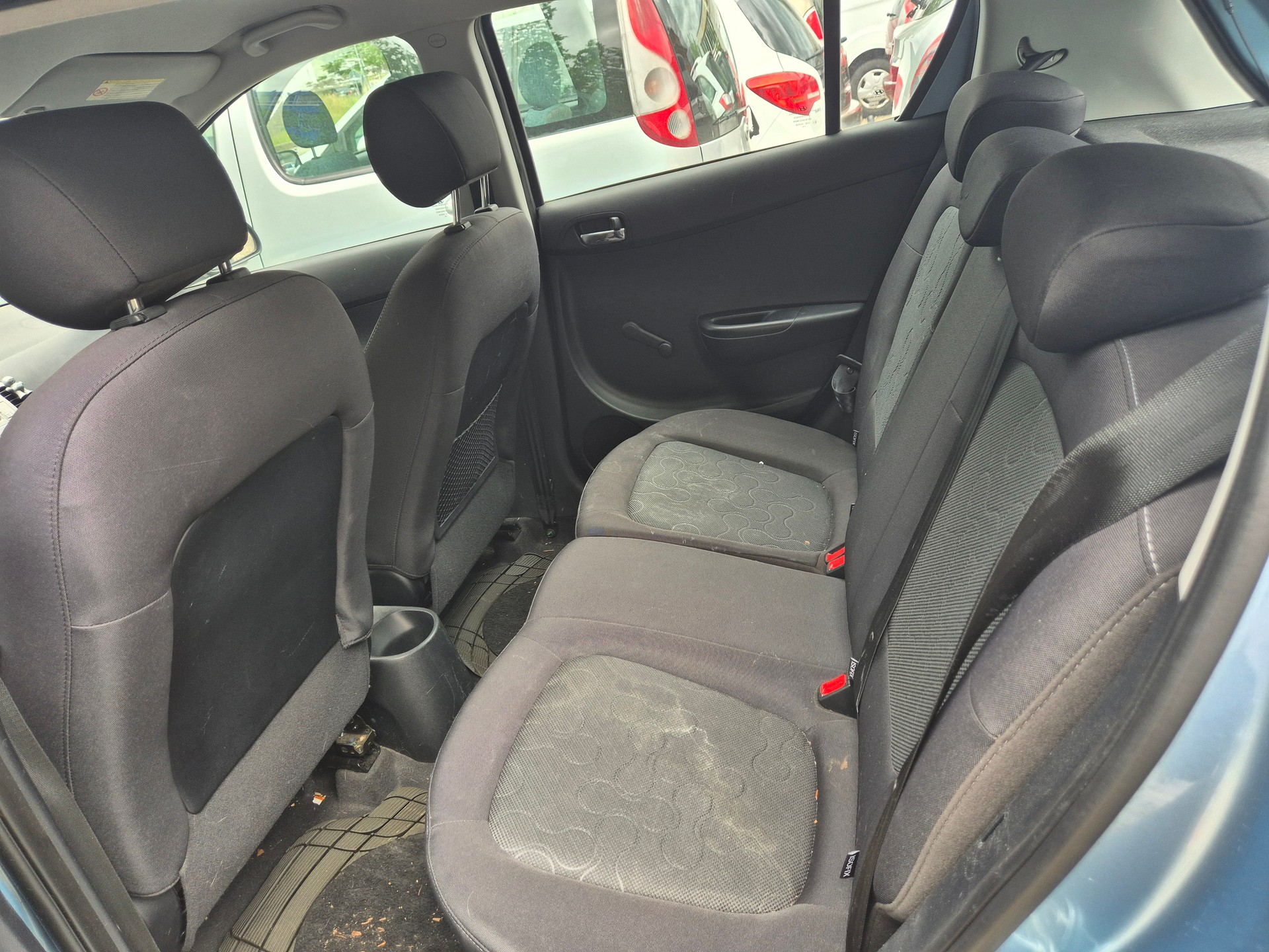 HYUNDAI i20 1.2 Comfort-image-8
