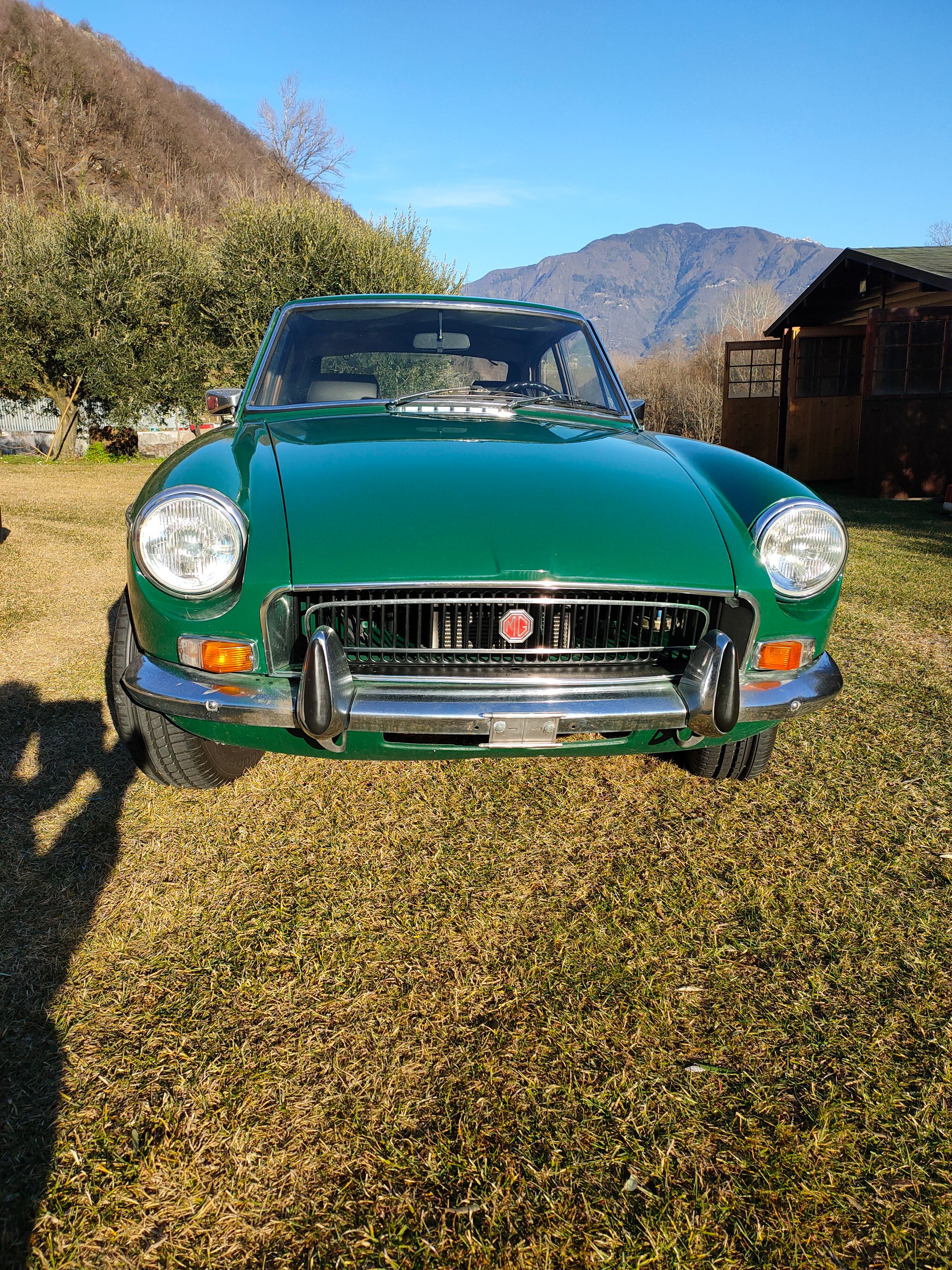 MG GT-image-1