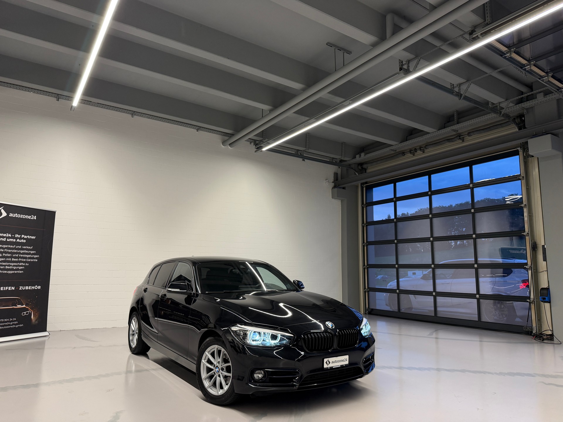 BMW 118i *CH-Auto*Gratis Service*Garantie*Edition Sport Line Shadow*-image-4