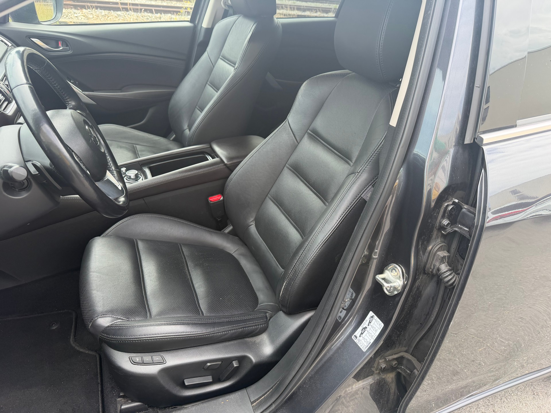 MAZDA 6 SW 2.2 D Revolution AWD Automatic Skyactive-D-image-14