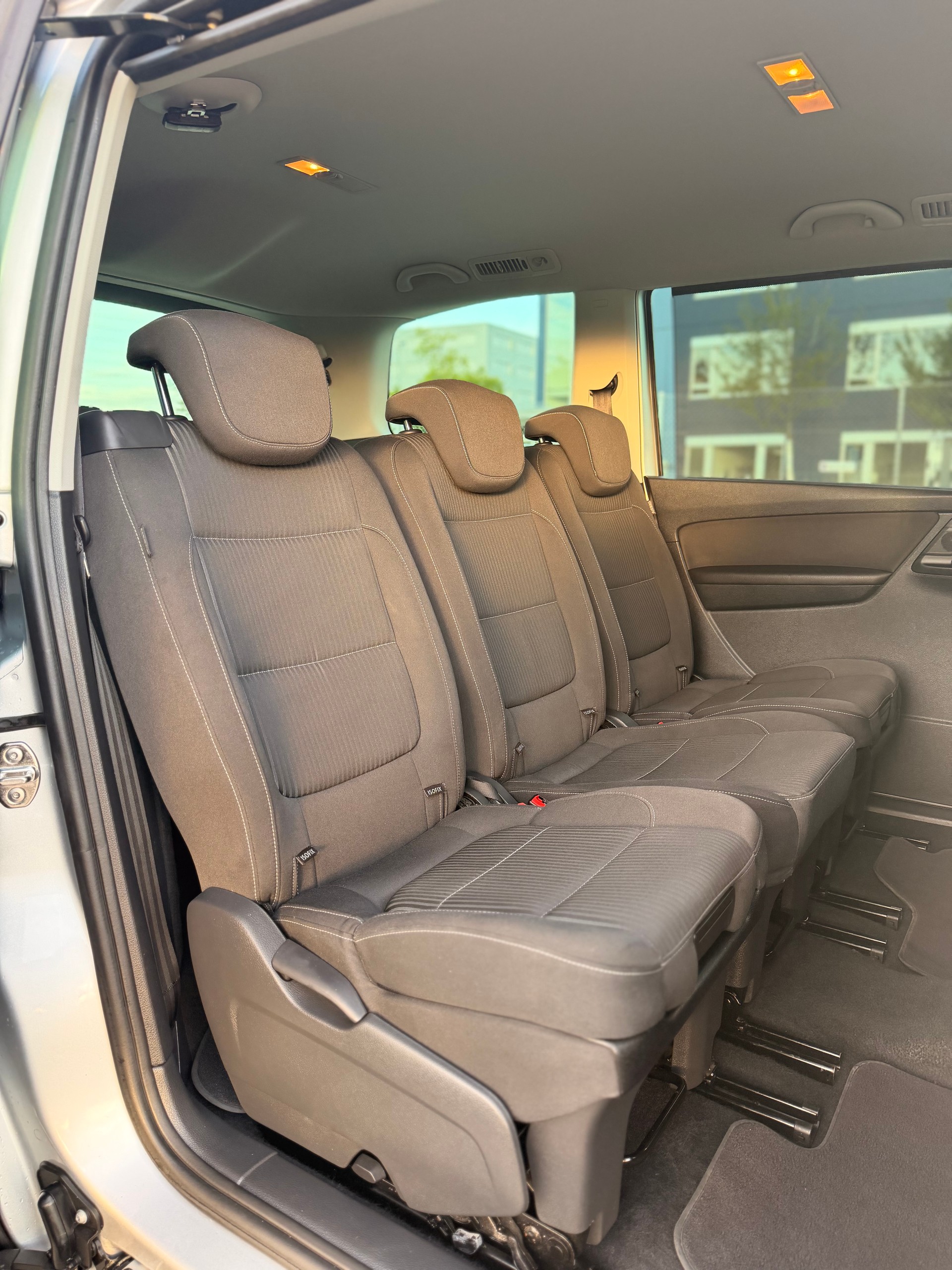 SEAT Alhambra 2.0 TDI Style 4x4 * Integrierte Kindersitze*-image-26
