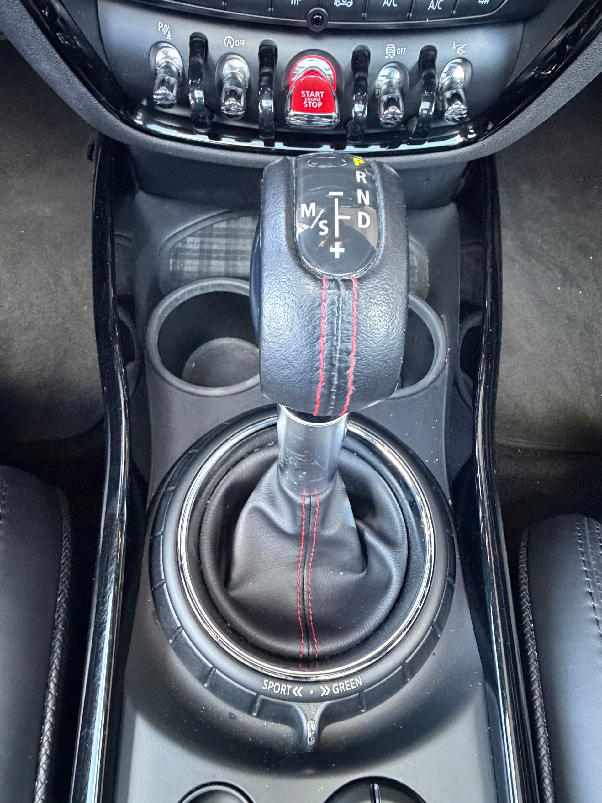 MINI Clubman Cooper S ALL4 Steptronic-image-14