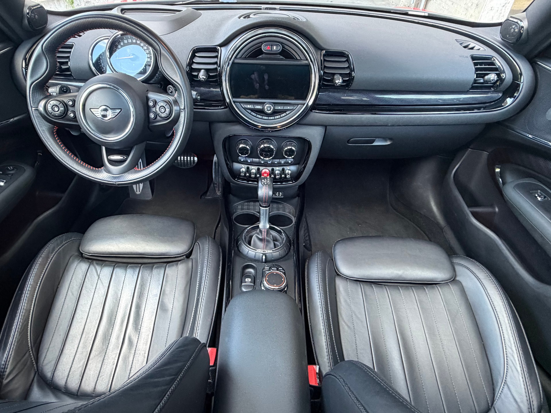 MINI Clubman Cooper S ALL4 Steptronic-image-11