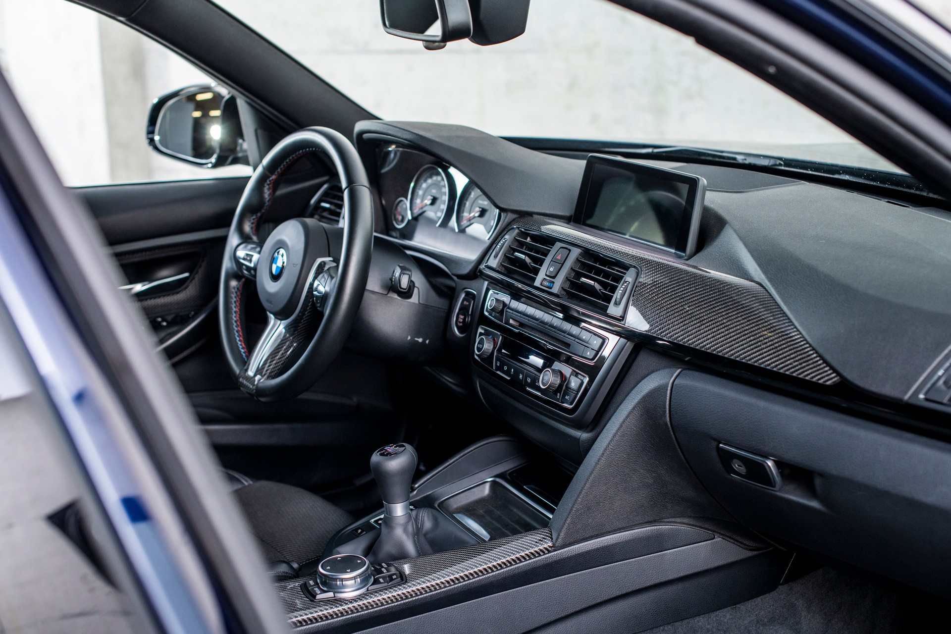 BMW M3-image-13