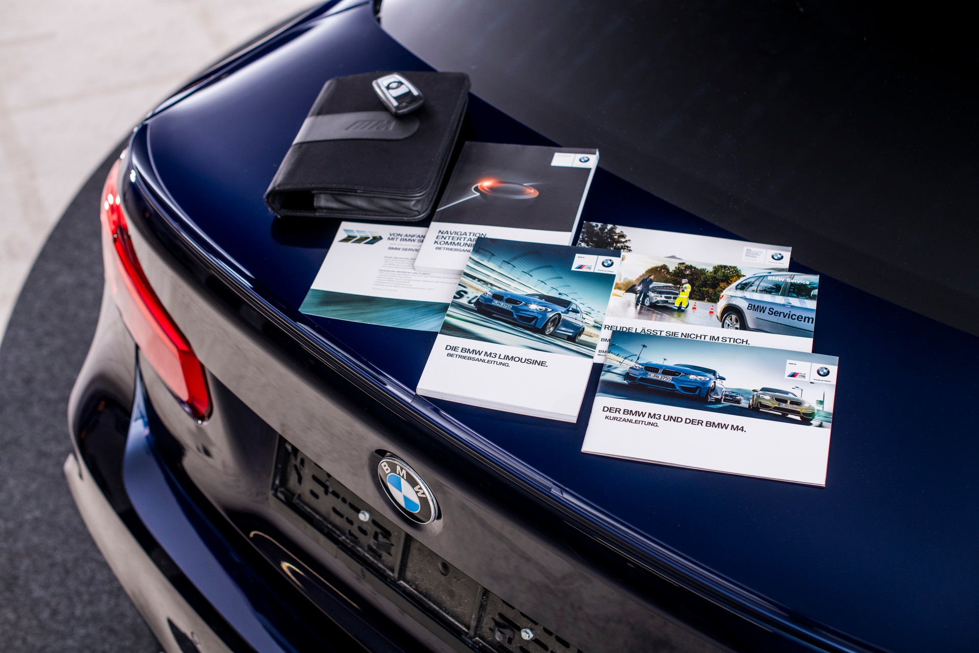 BMW M3-image-10