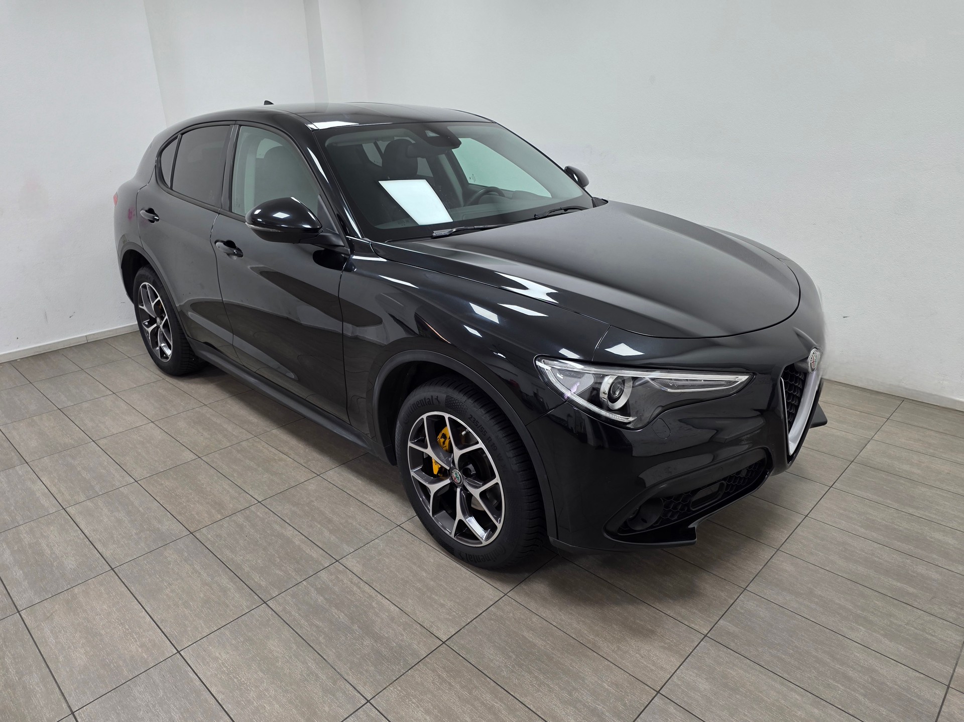 ALFA ROMEO Stelvio 2.2 JTDM Executive Q4 Automatic-image-1
