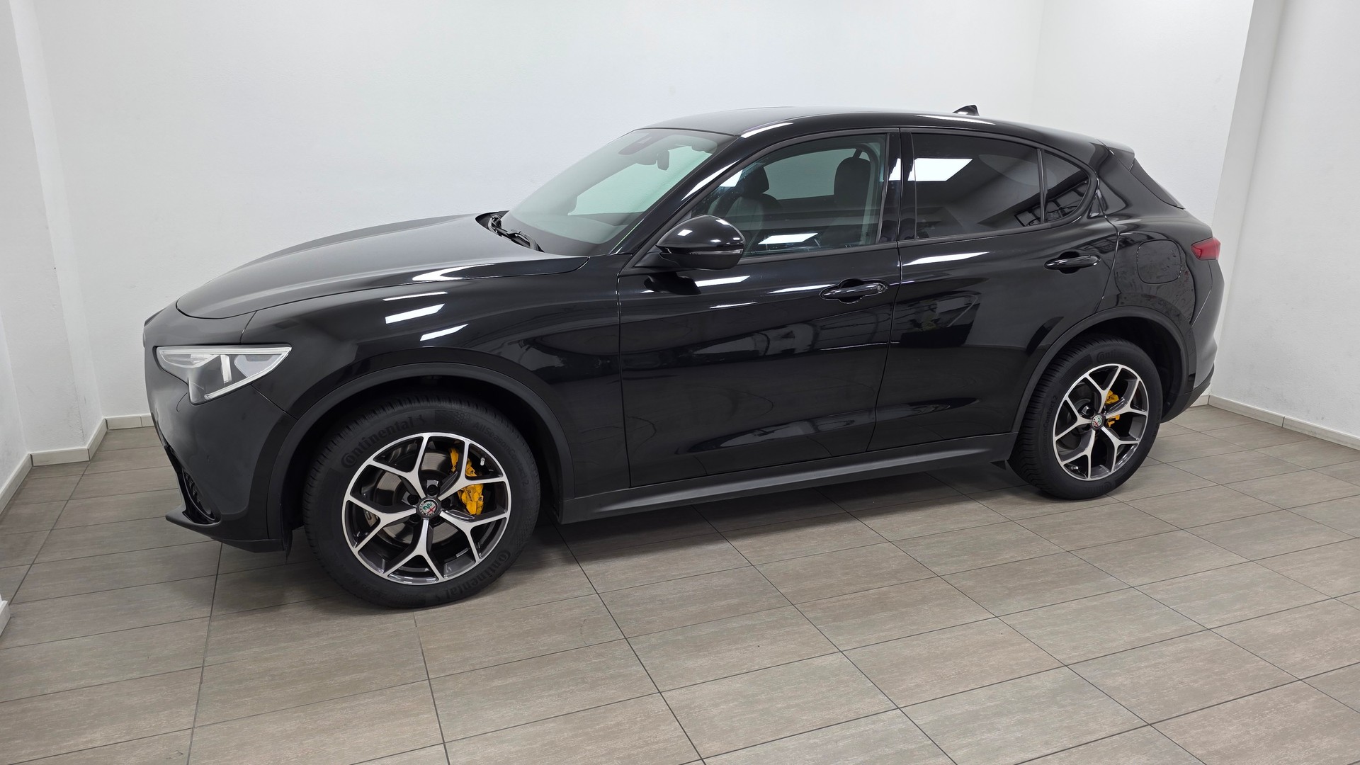 ALFA ROMEO Stelvio 2.2 JTDM Executive Q4 Automatic-image-7