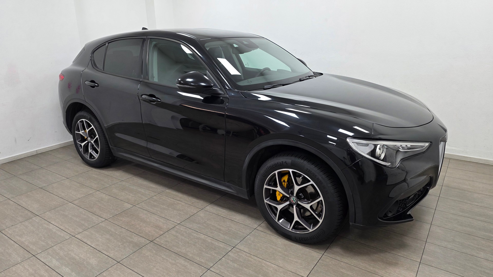 ALFA ROMEO Stelvio 2.2 JTDM Executive Q4 Automatic-image-2