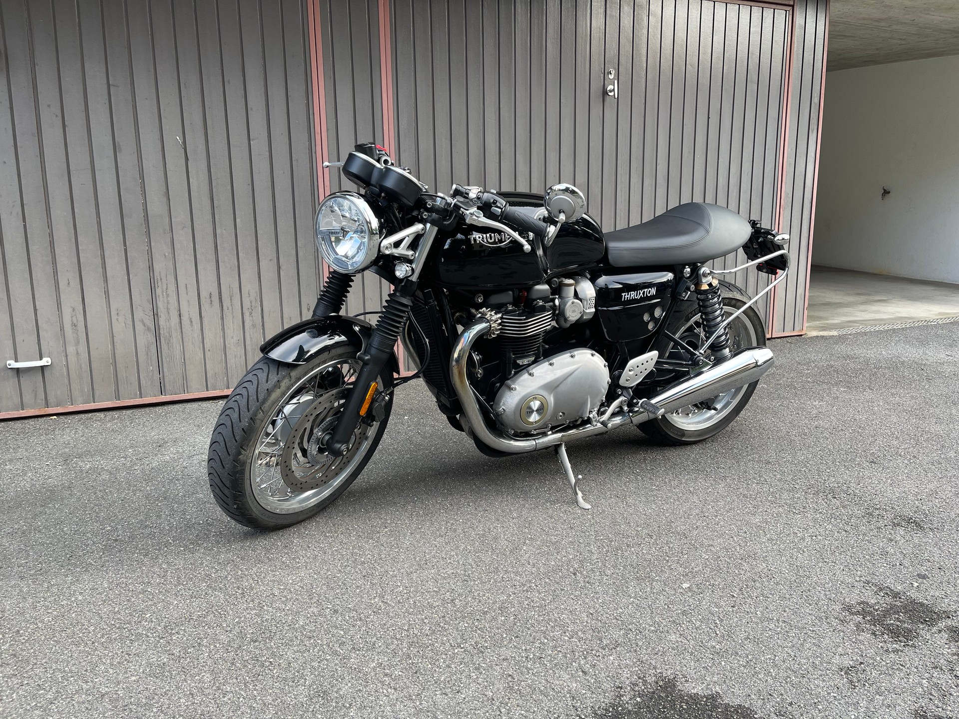 TRIUMPH Thruxton 1200 i ABS-image-0