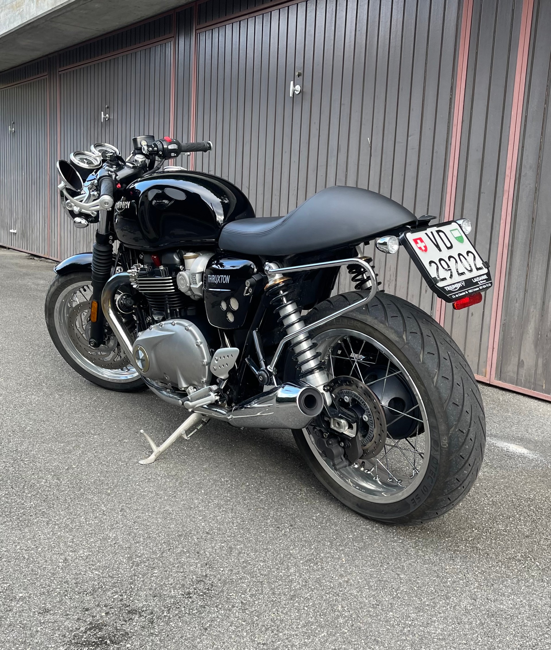 TRIUMPH Thruxton 1200 i ABS-image-1