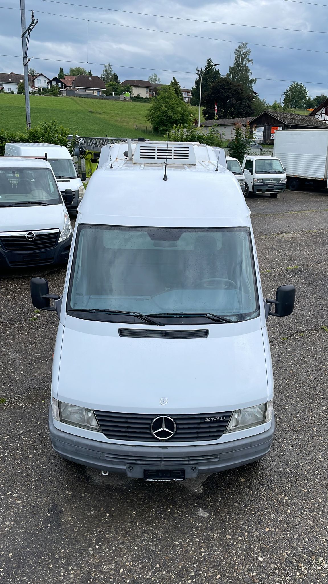 MERCEDES-BENZ Sprinter 212 D
