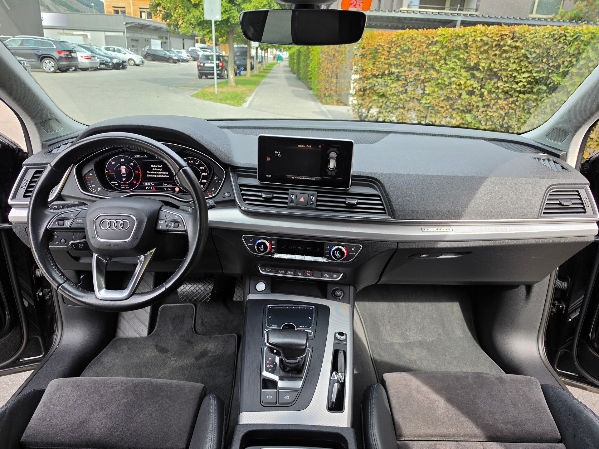 AUDI Q5 2.0 TDI quattro S-tronic-image-14
