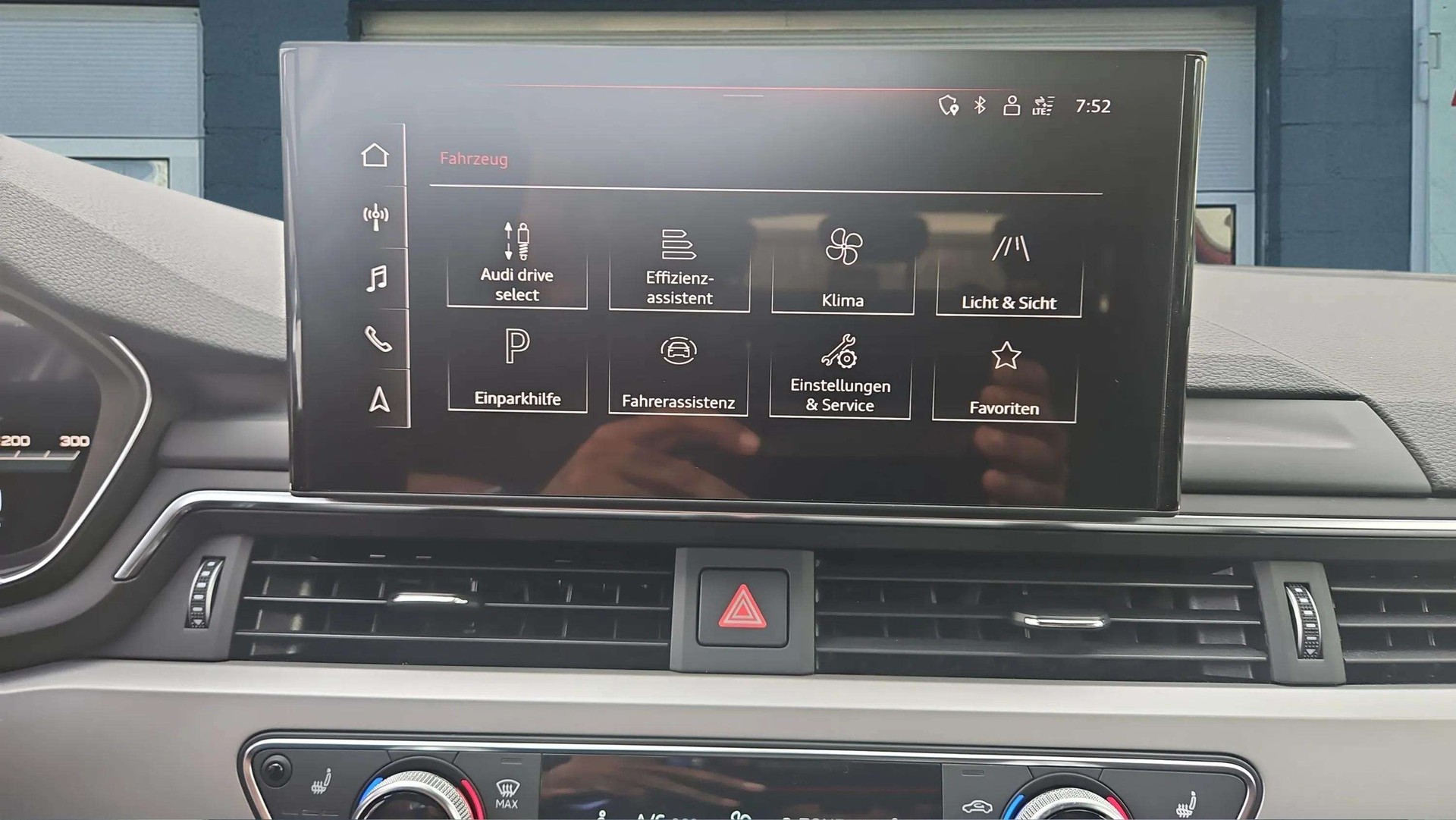 AUDI A4 Avant 40 TDI S line Attraction quattro S-tronic mit AHK Vorbereitung & 5J Werksgarantie oder bis 100000km-image-19