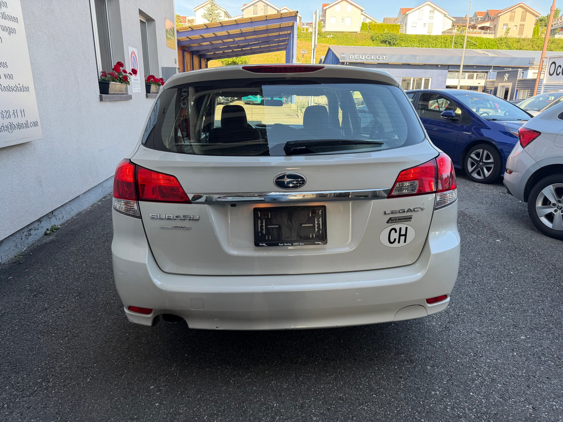 SUBARU LEGACY-image-5