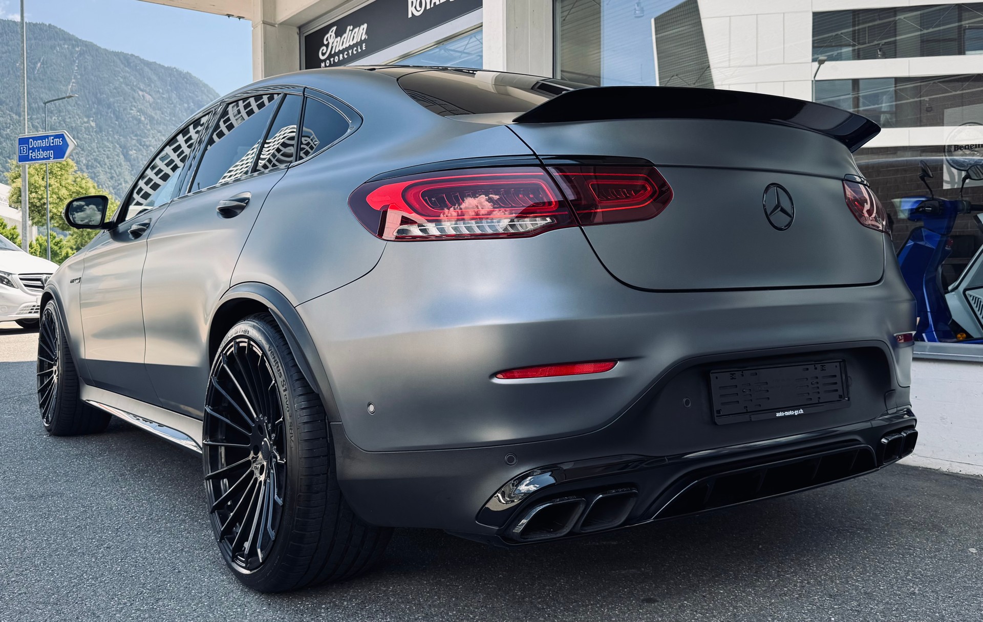 MERCEDES-BENZ GLC Coupé 63 S AMG 4Matic *Facelift*-showroom-element-3